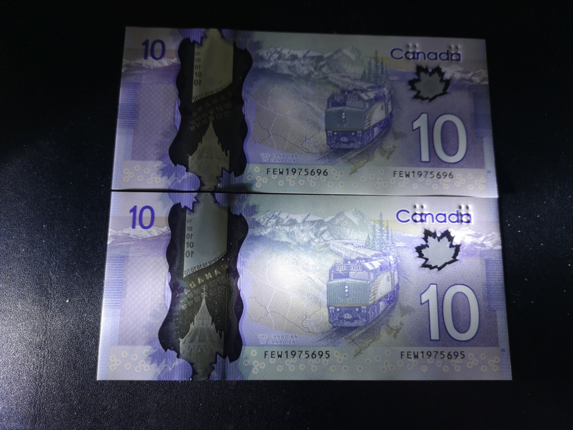 《外钞收藏家》第一百六十九期拍卖（本期65件） 2013年加拿大10加元 首发冠FEW两连号 全新UNC