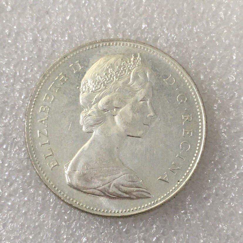 Chase Auction（得物拍卖）第3期 - - 中外纸币、硬币、银币联拍 加拿大1加元银币，伊莉莎白二世，重23克，原味漂亮！