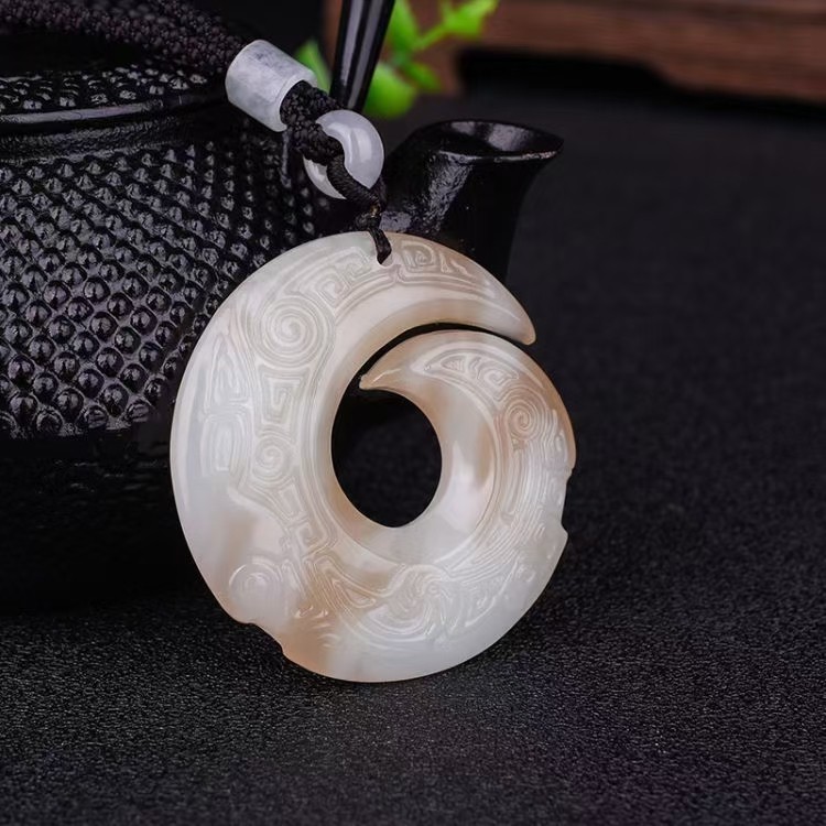 天然玉本命年时来运转情侣玉石吊坠扭转乾坤汉服配饰个性项链