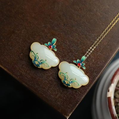 中国风老北京烧蓝纯银鎏金烧蓝玉兰花玉石吊坠如意项链复古气质 - 中国风老北京烧蓝纯银鎏金烧蓝玉兰花玉石吊坠如意项链复古气质