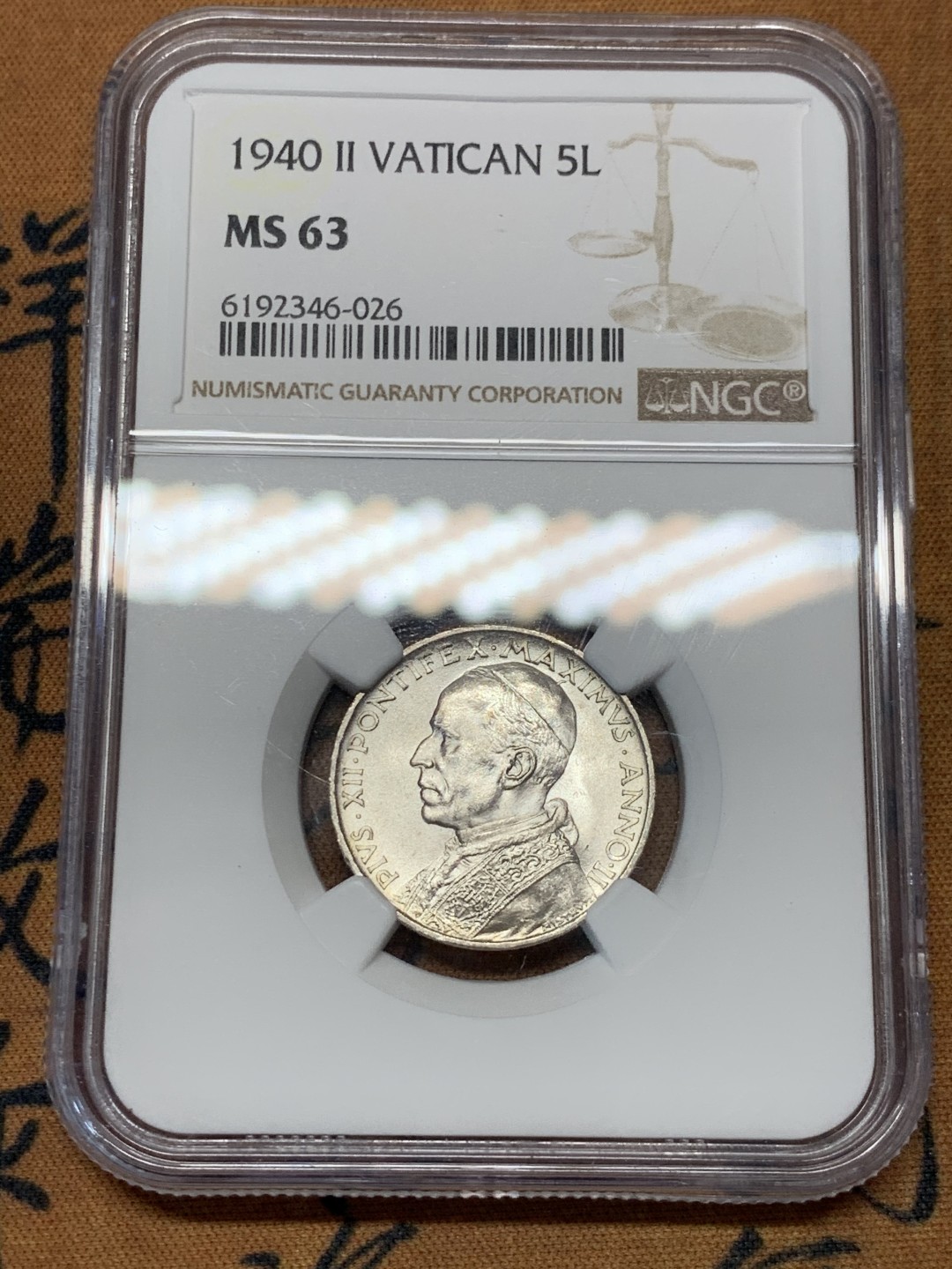 《竞宝斋》第37场-周日 首场自动拍卖 2件或者满200包顺丰 NGC MS63 凝霜十足 梵蒂冈 1940年 教皇 5里拉银币