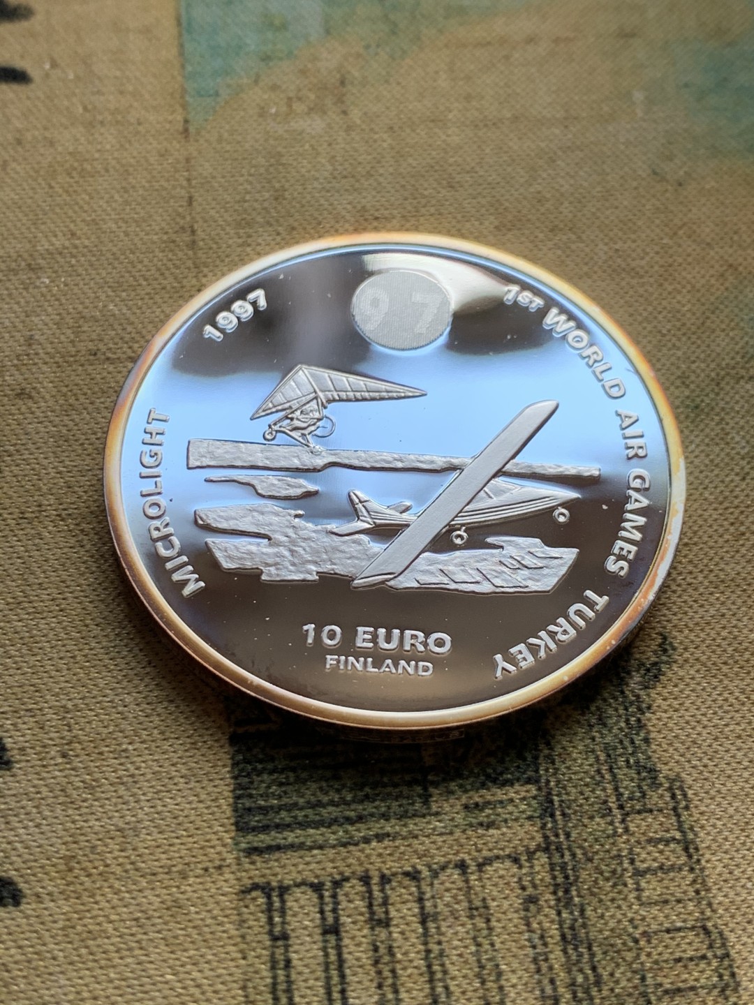 《竞宝斋》第37场-周日 首场自动拍卖 2件或者满200包顺丰 原盒证书 芬兰 1997年 首届土耳其世界航空运动 10欧元精制大银币27克