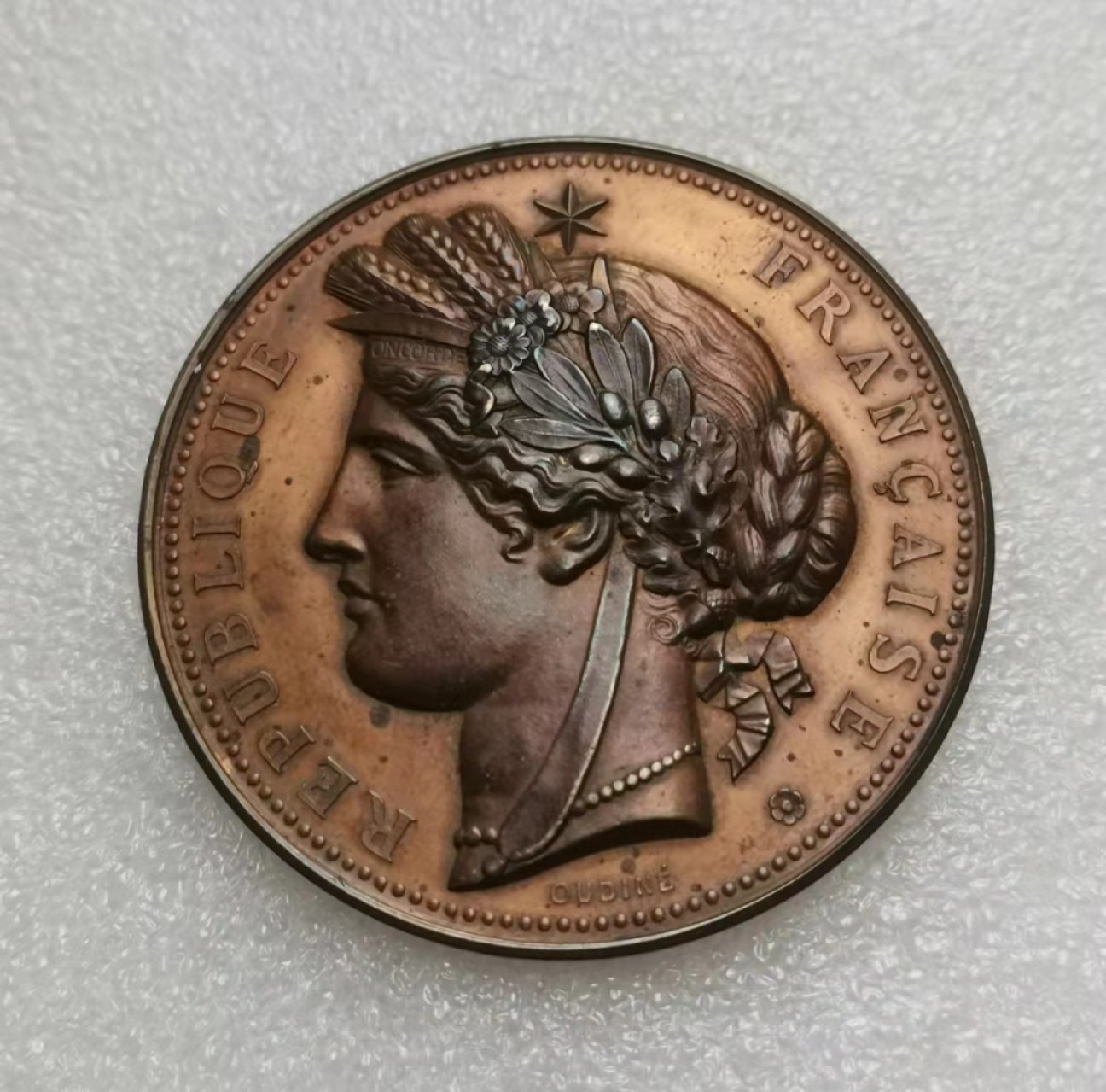 瓶子🏺第28期拍卖会 法国1889年版玛丽安娜巴黎世博会铜章