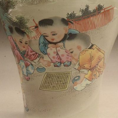 同治粉彩婴戏吉祥梅瓶古瓷器做旧老货收藏古玩玄关家居摆件一对 同治粉彩婴戏吉祥梅瓶古瓷器做旧老货收藏古玩玄关家居摆件一对