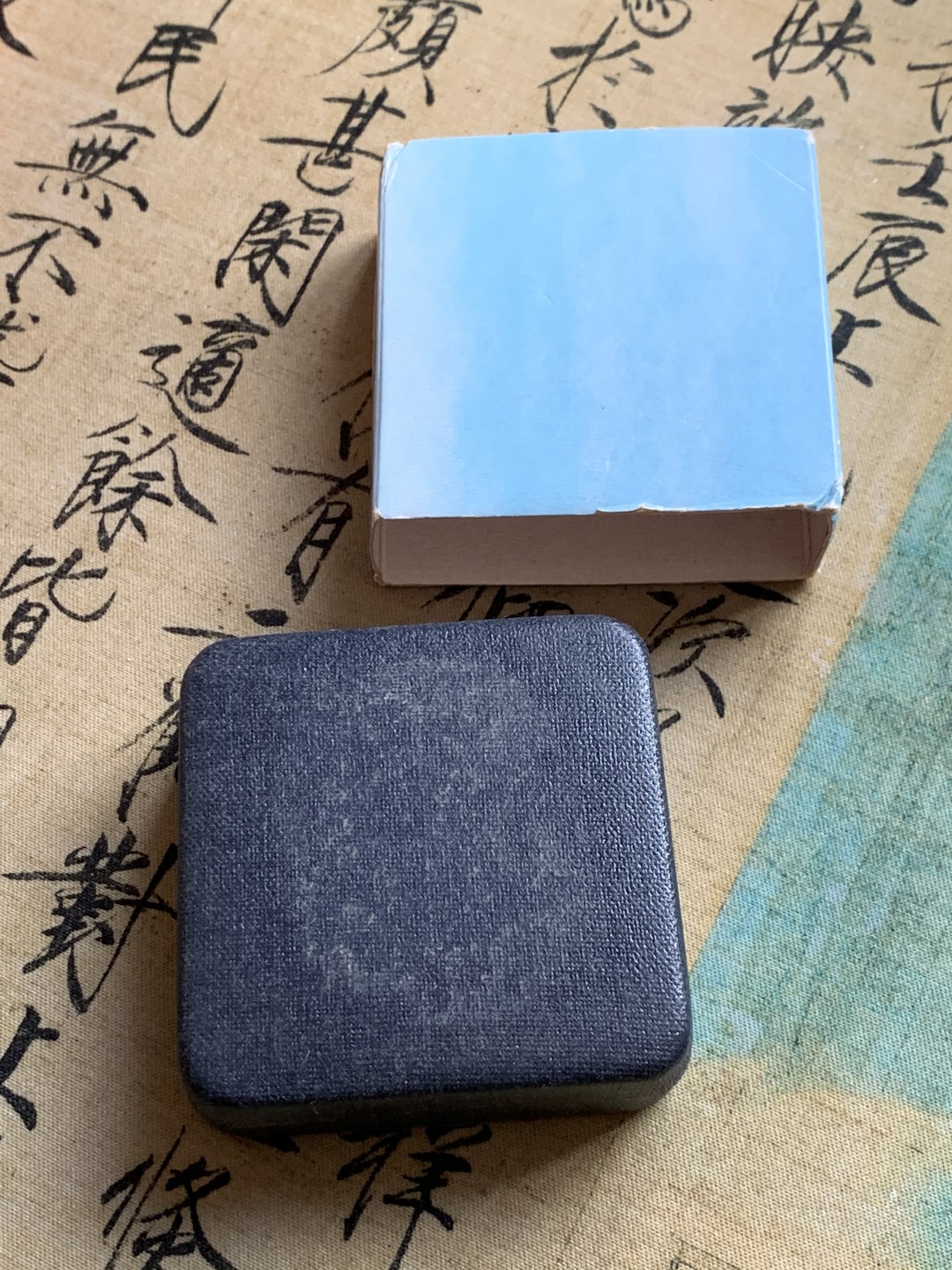 《竞宝斋》第37场-周日 首场自动拍卖 2件或者满200包顺丰 原盒证书 芬兰 1997年 首届土耳其世界航空运动 10欧元精制大银币27克