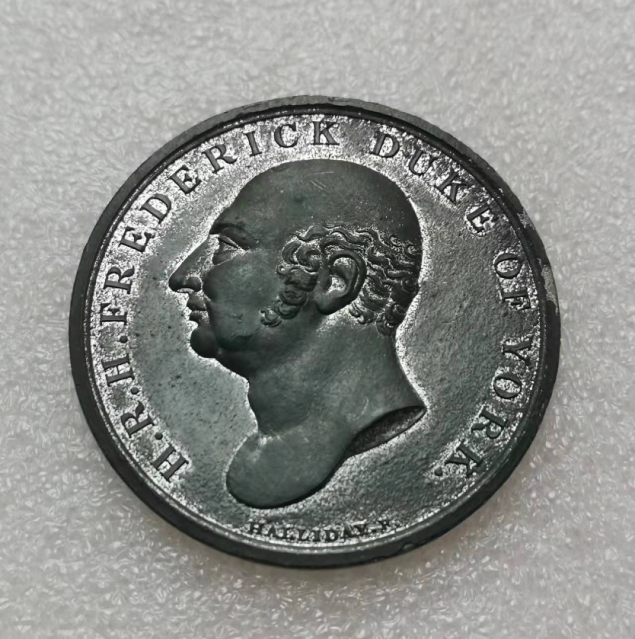 瓶子🏺第28期拍卖会 1827年英国弗雷德里克·杜克公爵白色金属章