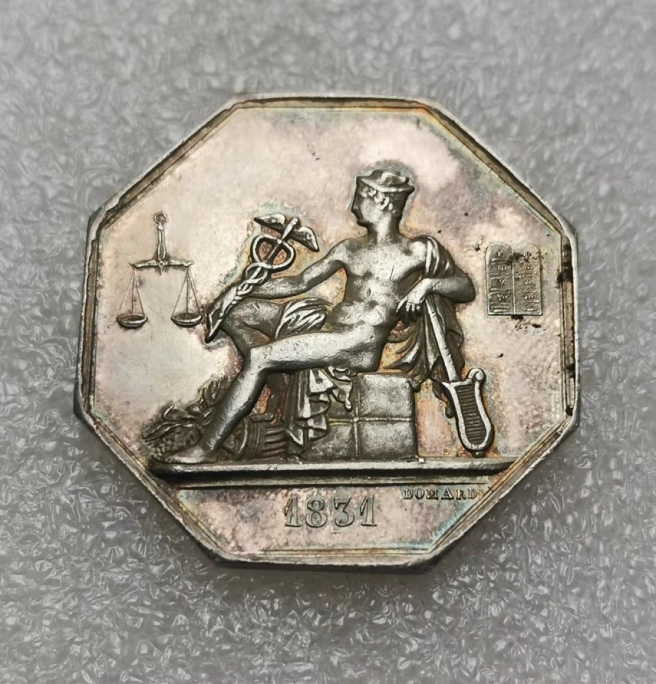 瓶子🏺第28期拍卖会 法国1831年墨丘利商业JETON银质八角（五彩好品）