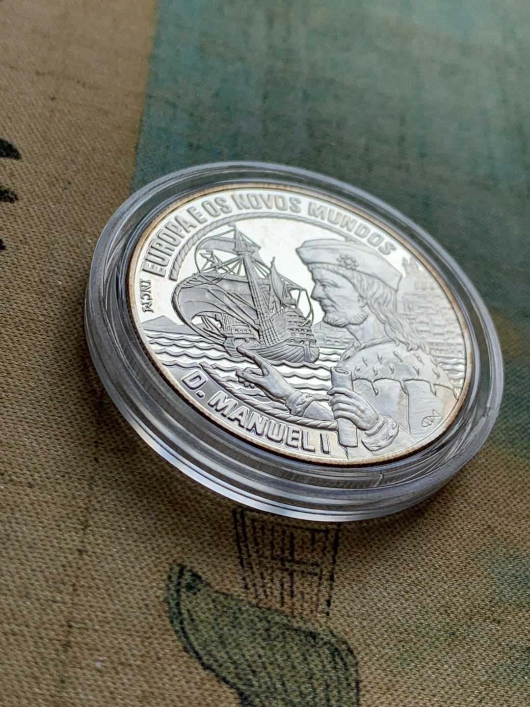 《竞宝斋》第37场-周日 首场自动拍卖 2件或者满200包顺丰 蓝盒证书 葡萄牙帆船系列 1994年曼努埃尔一世 25ECU 精制大银币