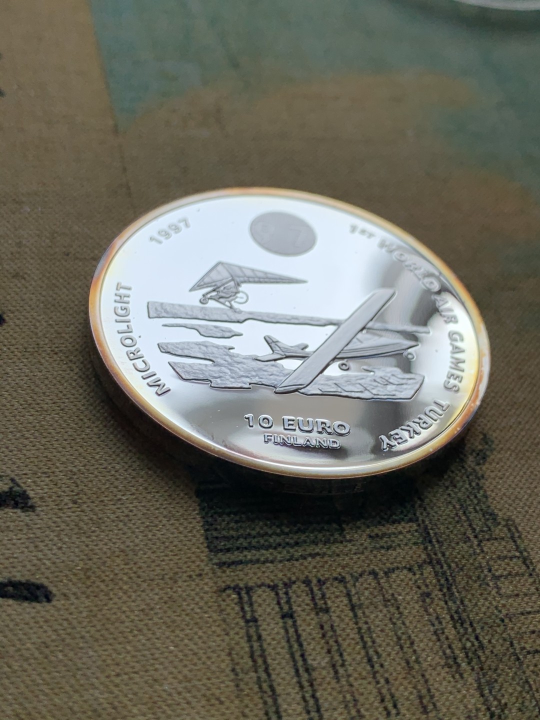 《竞宝斋》第37场-周日 首场自动拍卖 2件或者满200包顺丰 原盒证书 芬兰 1997年 首届土耳其世界航空运动 10欧元精制大银币27克