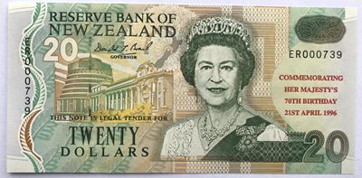 2025第25场（总第225期）：精品测试钞、纪念钞、塑料钞、连体钞综合场 - 百位小号ER000739 新西兰“英女王诞辰70周年”20元加盖纪念钞UNC（发行量3000枚）