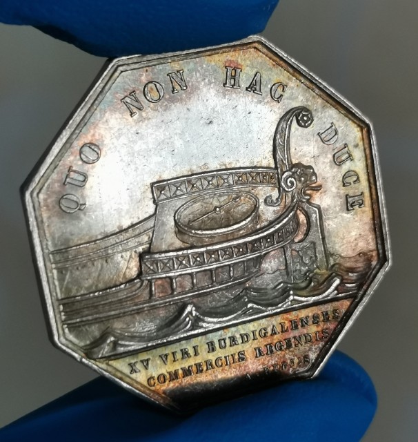 瓶子🏺第28期拍卖会 法国19世纪拿破仑三世龙船JETON银质八角代币（五彩好品）