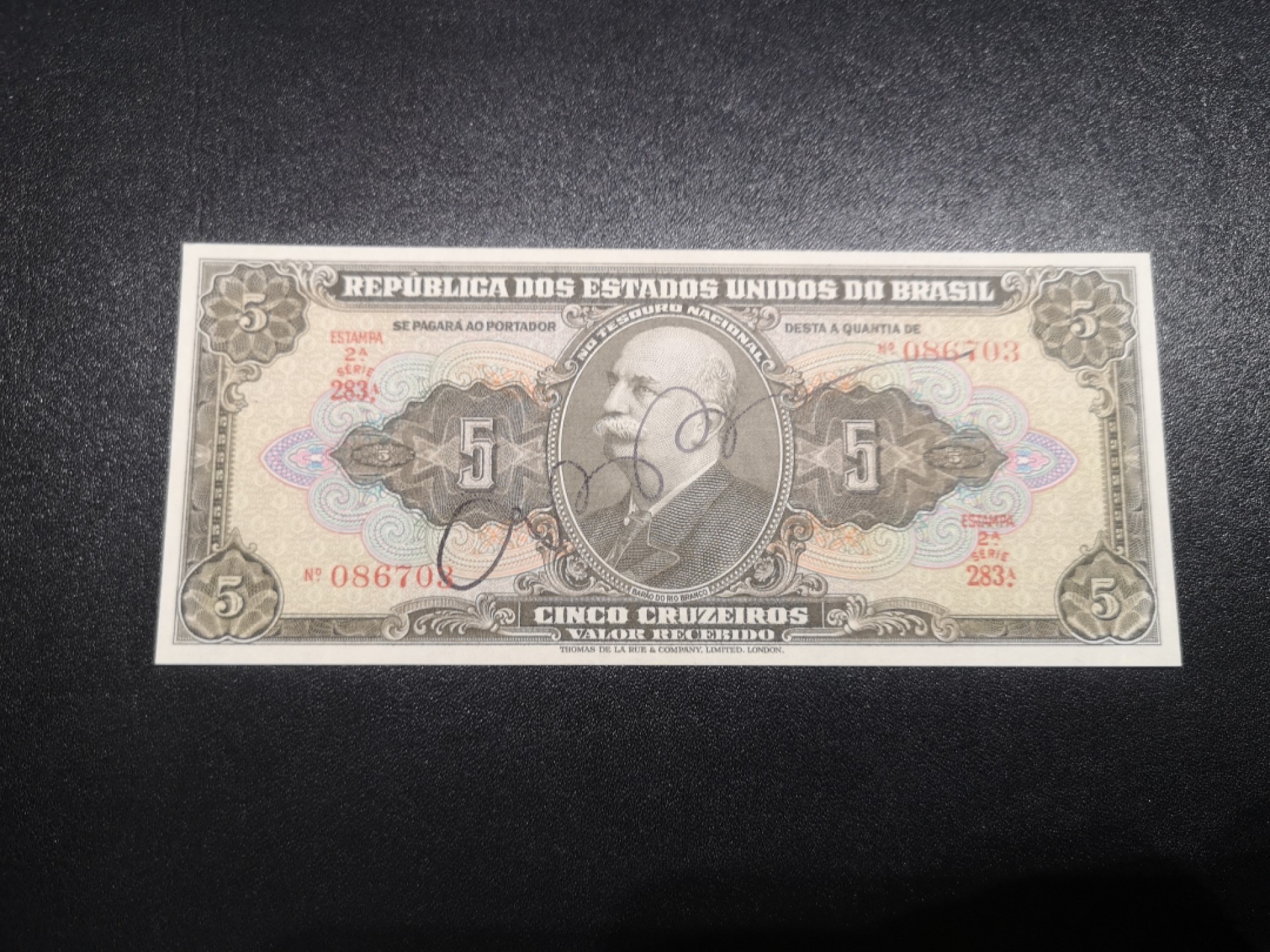 《外钞收藏家》第一百七十期拍卖（本期59件） 巴西5克鲁塞罗 手签版 全新 轻微受潮 （德纳罗版）