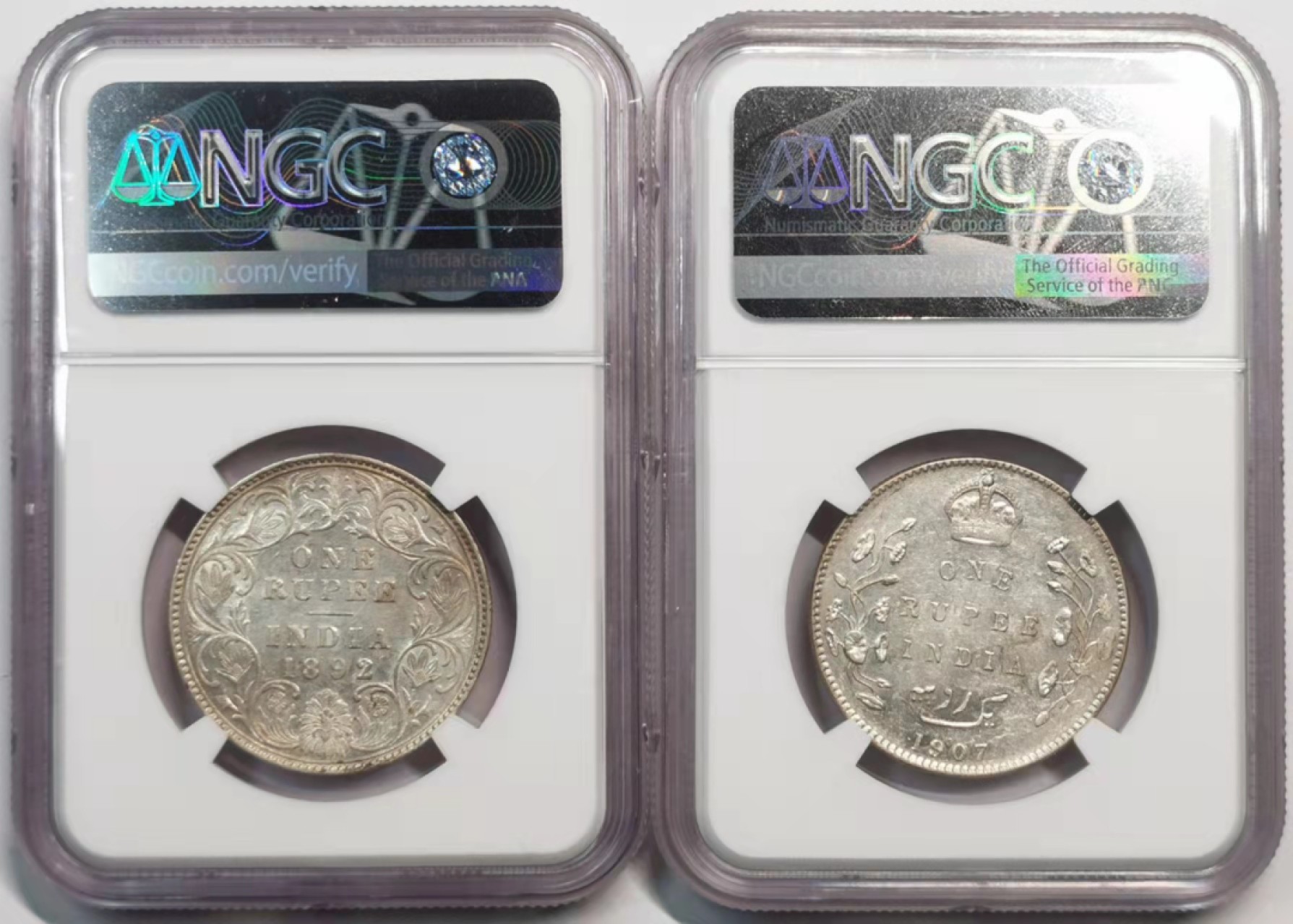 凡希社世界钱币微拍第一百九十一期 英属印度小维爱七卢比一对NGC