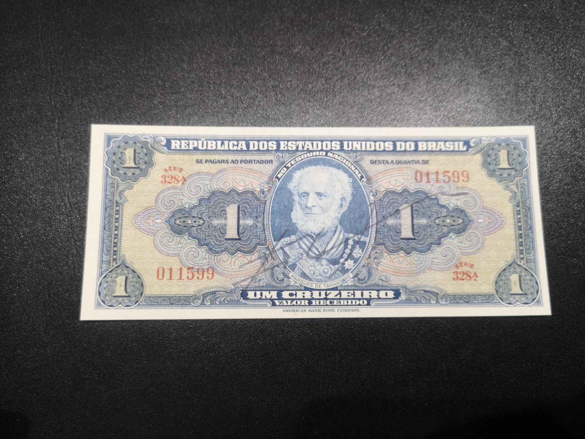 《外钞收藏家》第一百七十期拍卖（本期59件） 巴西1克鲁塞罗 手签版 全新 轻微受潮（美钞公司版）