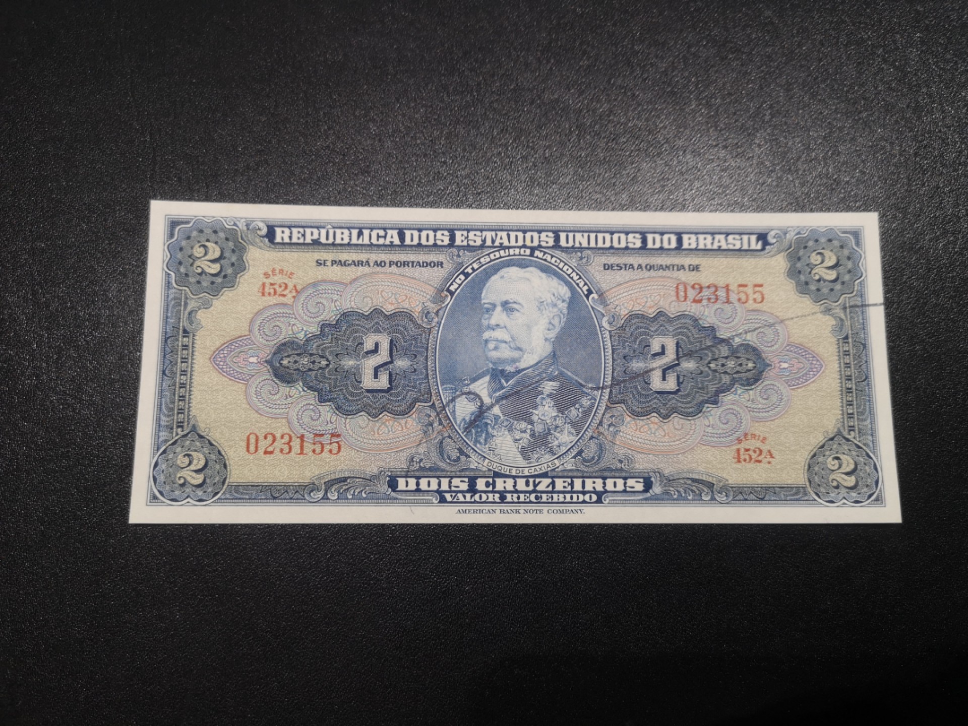 《外钞收藏家》第一百七十期拍卖（本期59件） 巴西2克鲁塞罗 手签版 全新 轻微受潮（美钞公司版）