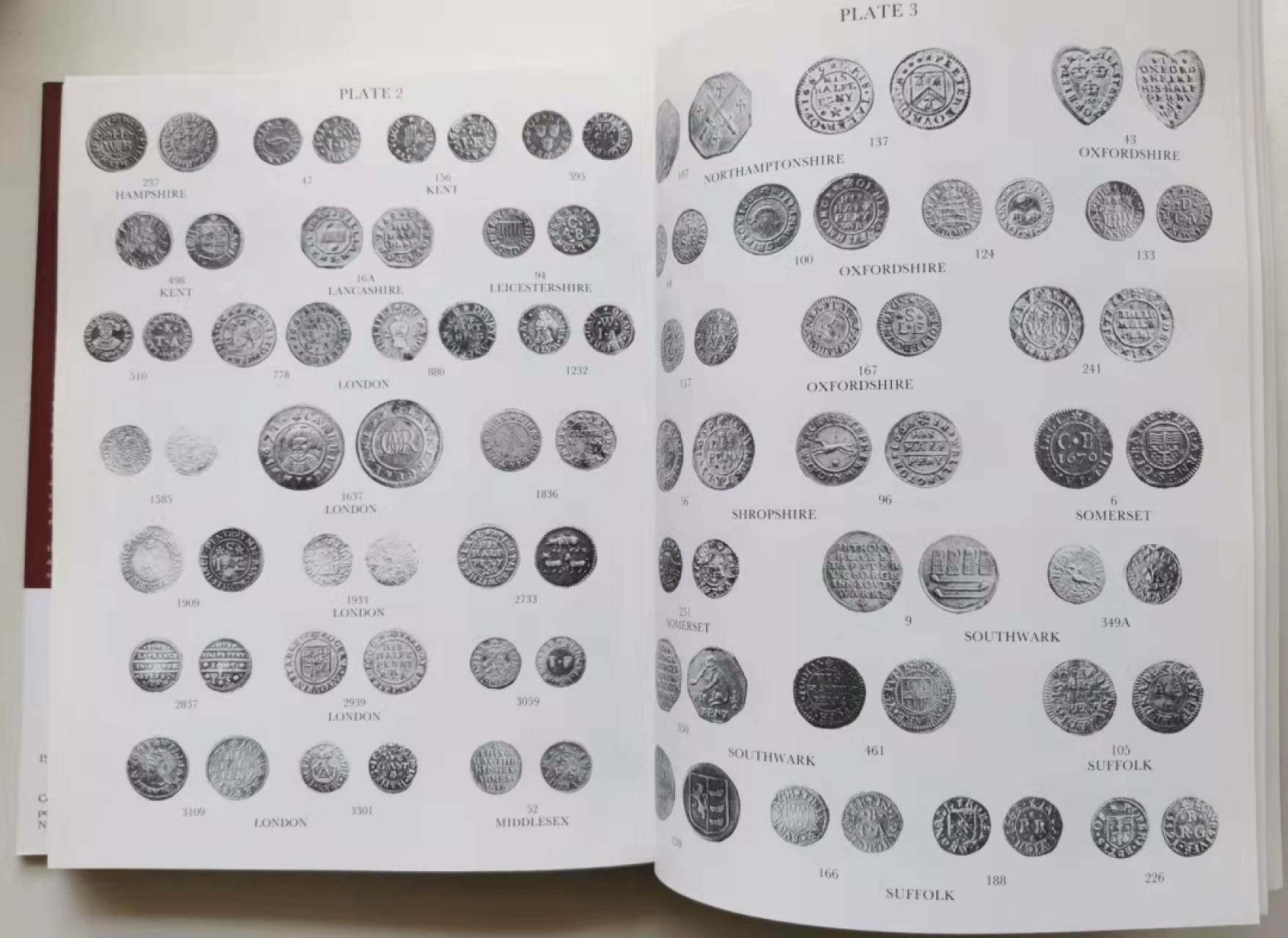 凡希社世界钱币微拍第一百九十一期 十七世纪不列颠岛屿代用币与价格 九五品 292页