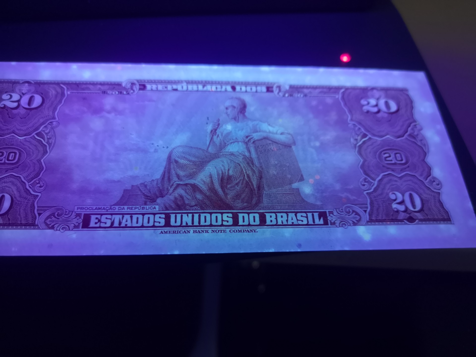 《外钞收藏家》第一百七十期拍卖（本期59件） 巴西20克鲁塞罗 手签版 近全新 有受潮 角不太绝（美钞公司版）