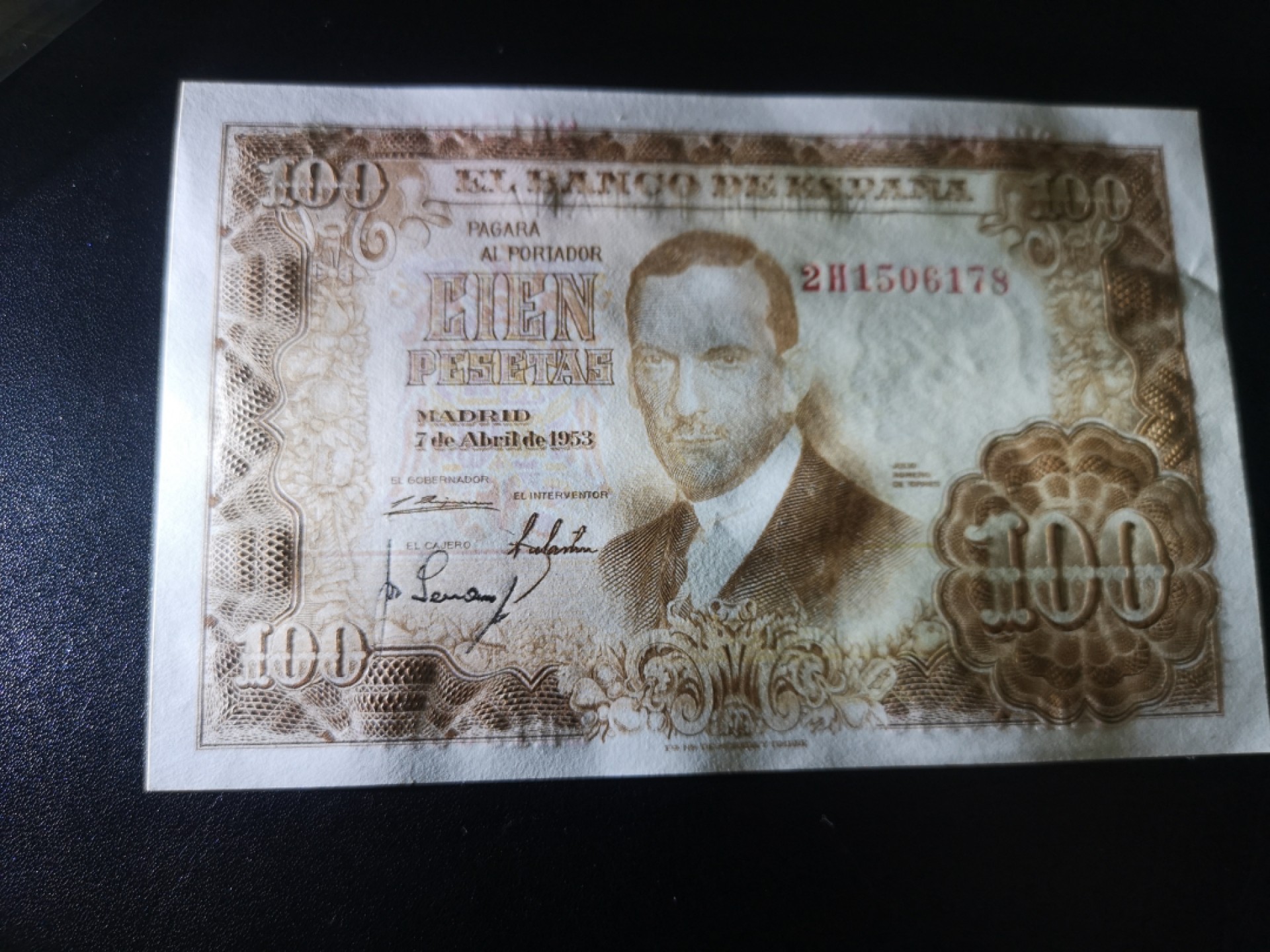 《外钞收藏家》第一百七十期拍卖（本期59件） 1953年西班牙100比塞塔 全新 有一个压痕