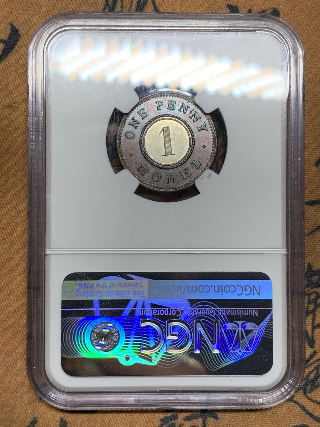 《竞宝斋》第38场-本周一 （全场顺丰包邮） NGC-MS62 英国维多利亚女皇 1844年双色1便士代用币 x—9c 紫罗兰包浆完美细节人像丰满发丝无磨损 低评