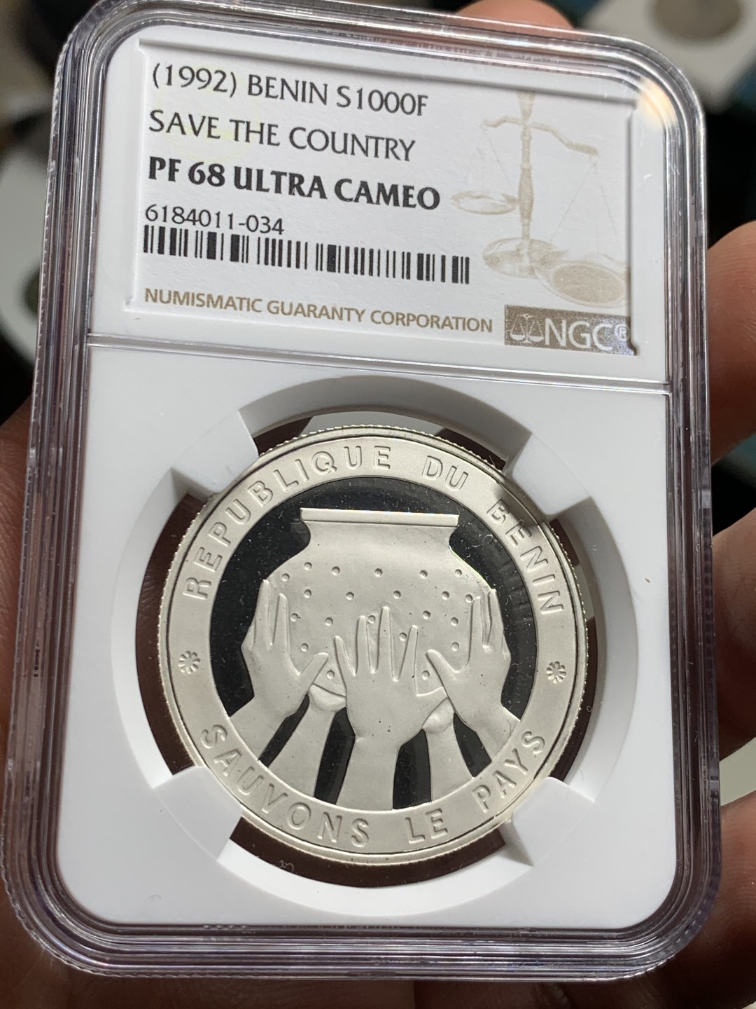 《竞宝斋》第38场-本周一 （全场顺丰包邮） NGC-PF 68UC 贝宁（1992）年1000法郎国家纪念银币
