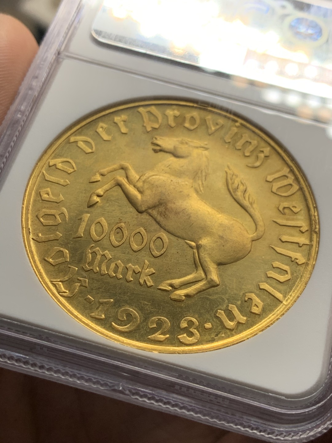 《竞宝斋》第38场-本周一 （全场顺丰包邮） NGC-MS63 德国魏玛共和国 1923年 10000马克 大铜币 非常大气的品种