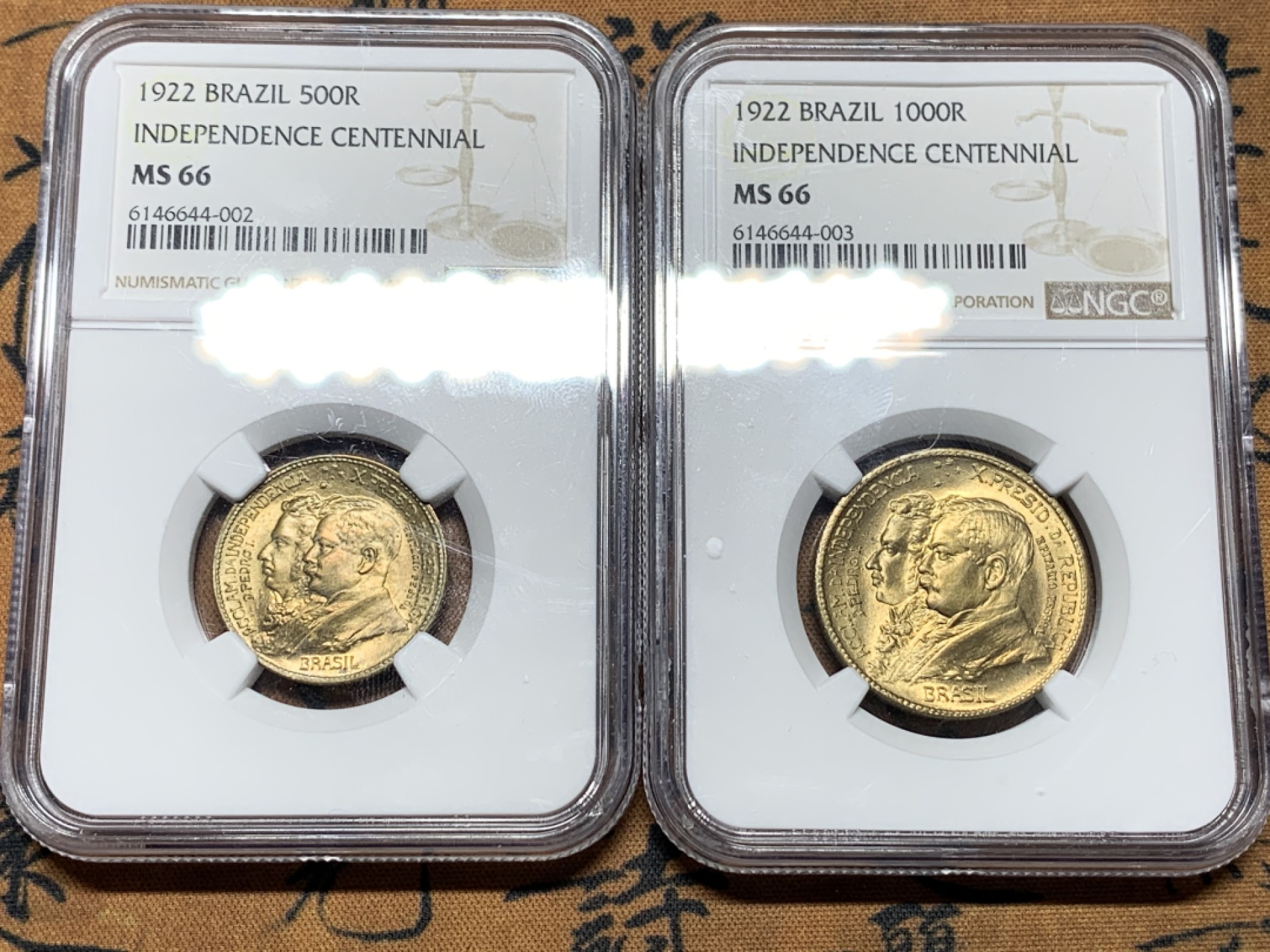 《竞宝斋》第38场-本周一 （全场顺丰包邮） NGC-MS 66  巴西1922年500、1000R两枚 冠亚军连号 原状态光度