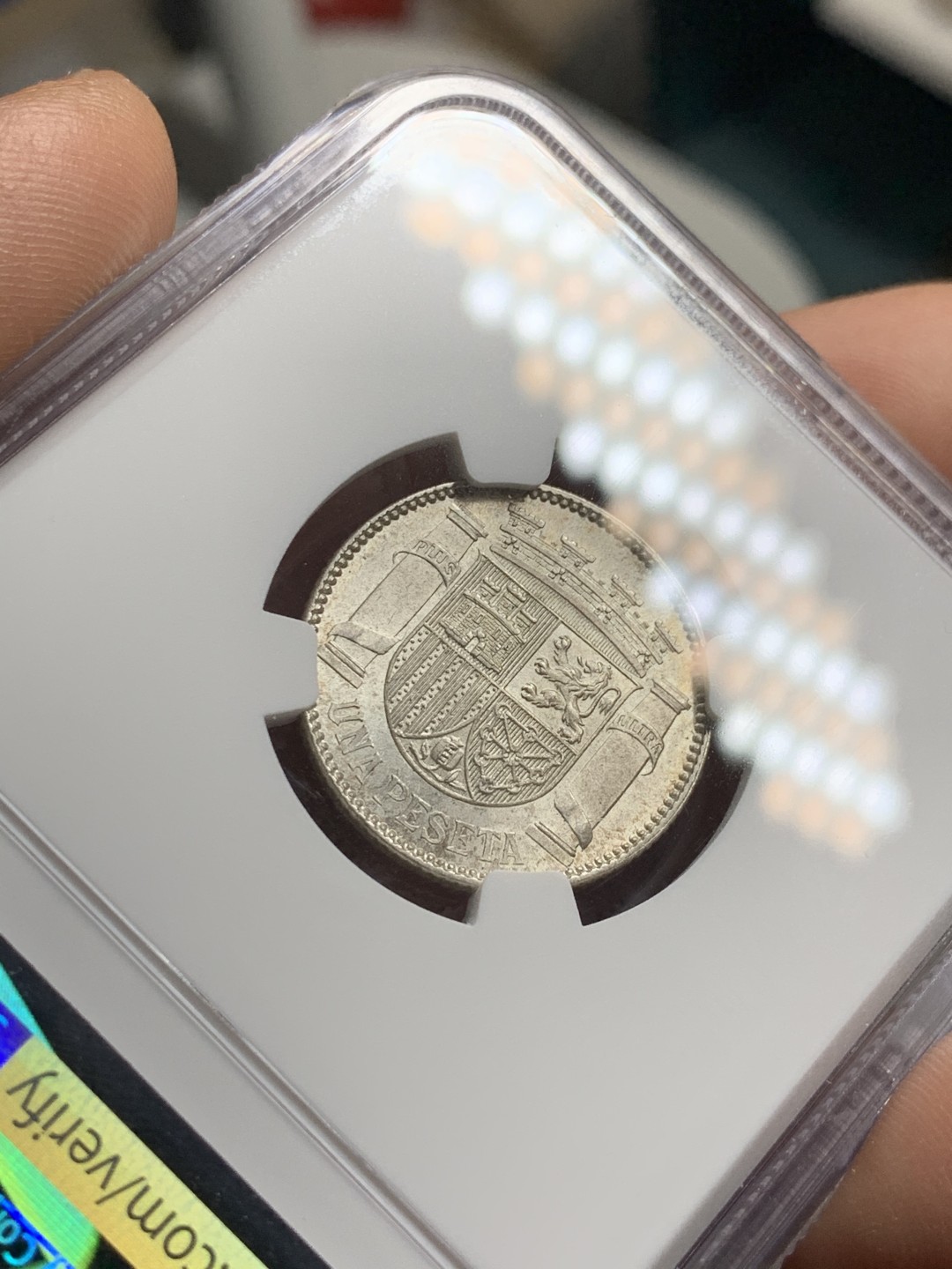 《竞宝斋》第38场-本周一 （全场顺丰包邮） NGC-MS64 西班牙 1933年 内战 1比塞塔银币 粉光 顶级状态 非常难得