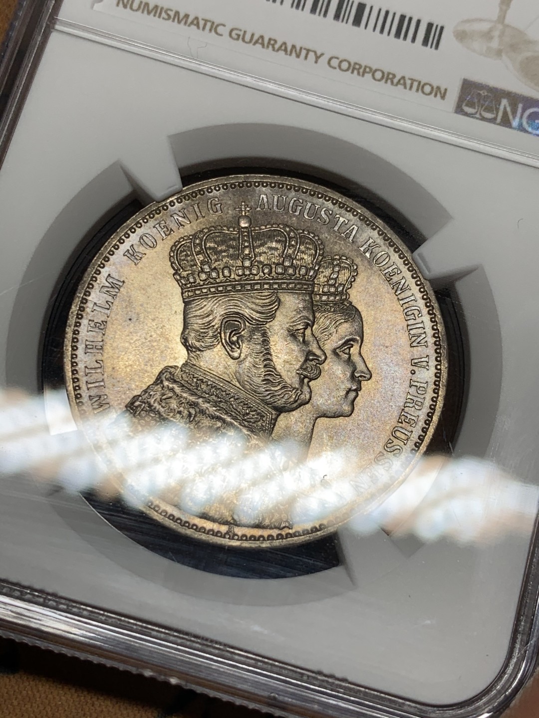 《竞宝斋》第38场-本周一 （全场顺丰包邮） NGC-unc 德国普鲁士1861年毛衣泰勒 状态好 PL底板