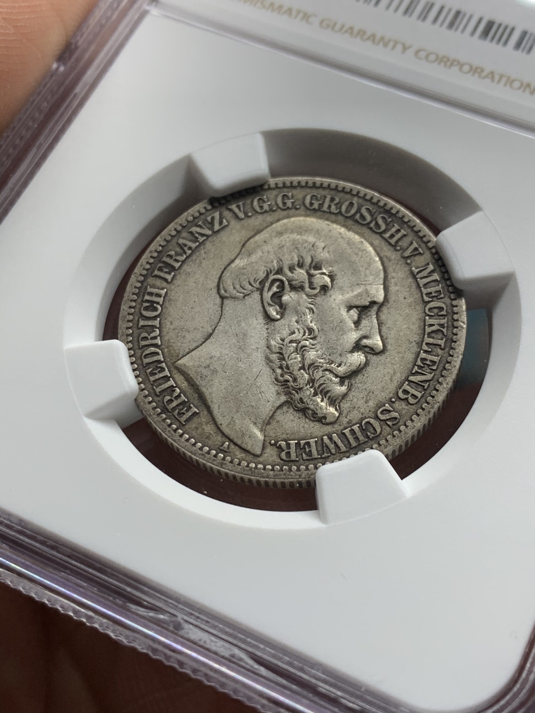 《竞宝斋》第38场-本周一 （全场顺丰包邮） 1876年 NGC XF40 德意志帝国梅克伦堡什未林公国弗里德里希弗兰茨2马克银币 极少见