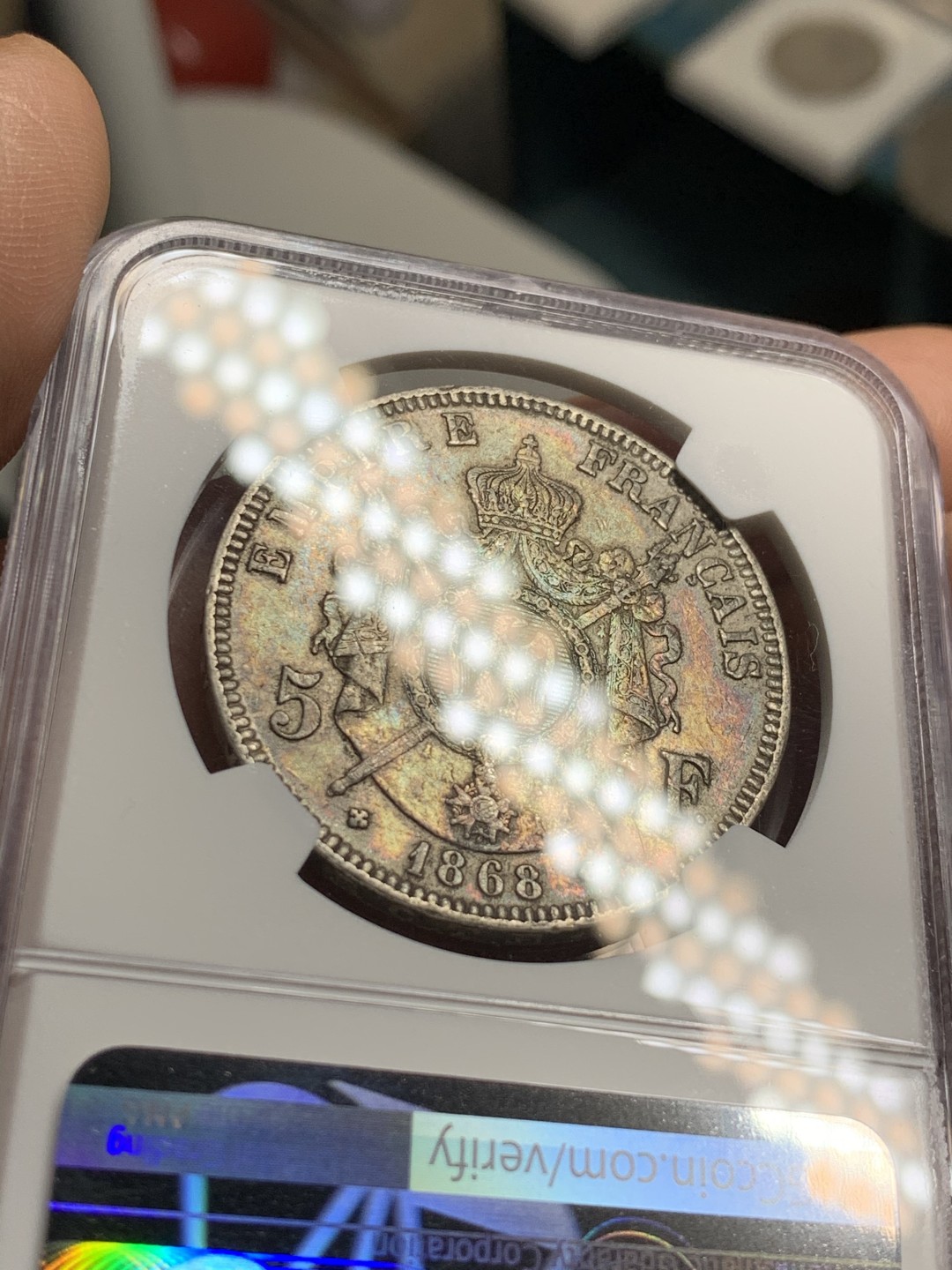 《竞宝斋》第38场-本周一 （全场顺丰包邮） NGC-AU 法国 1868年 拿破仑三世 5法郎 大银币 老包浆带点淡金色彩 居然说有洗不给分 可以送评