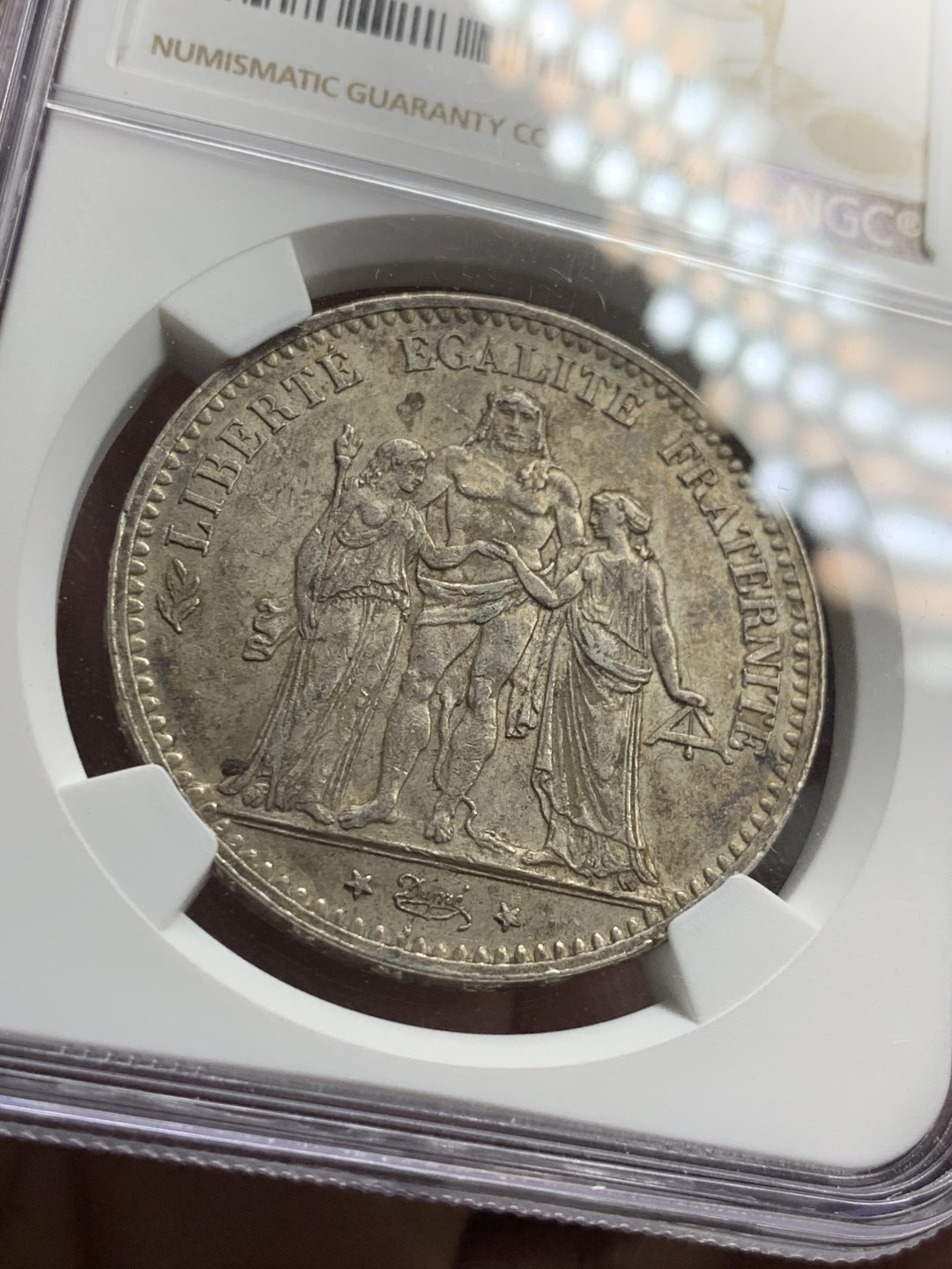 《竞宝斋》第38场-本周一 （全场顺丰包邮） NGC-AU53 法国 1875年 大力神 5法郎 大银币 原味老包浆