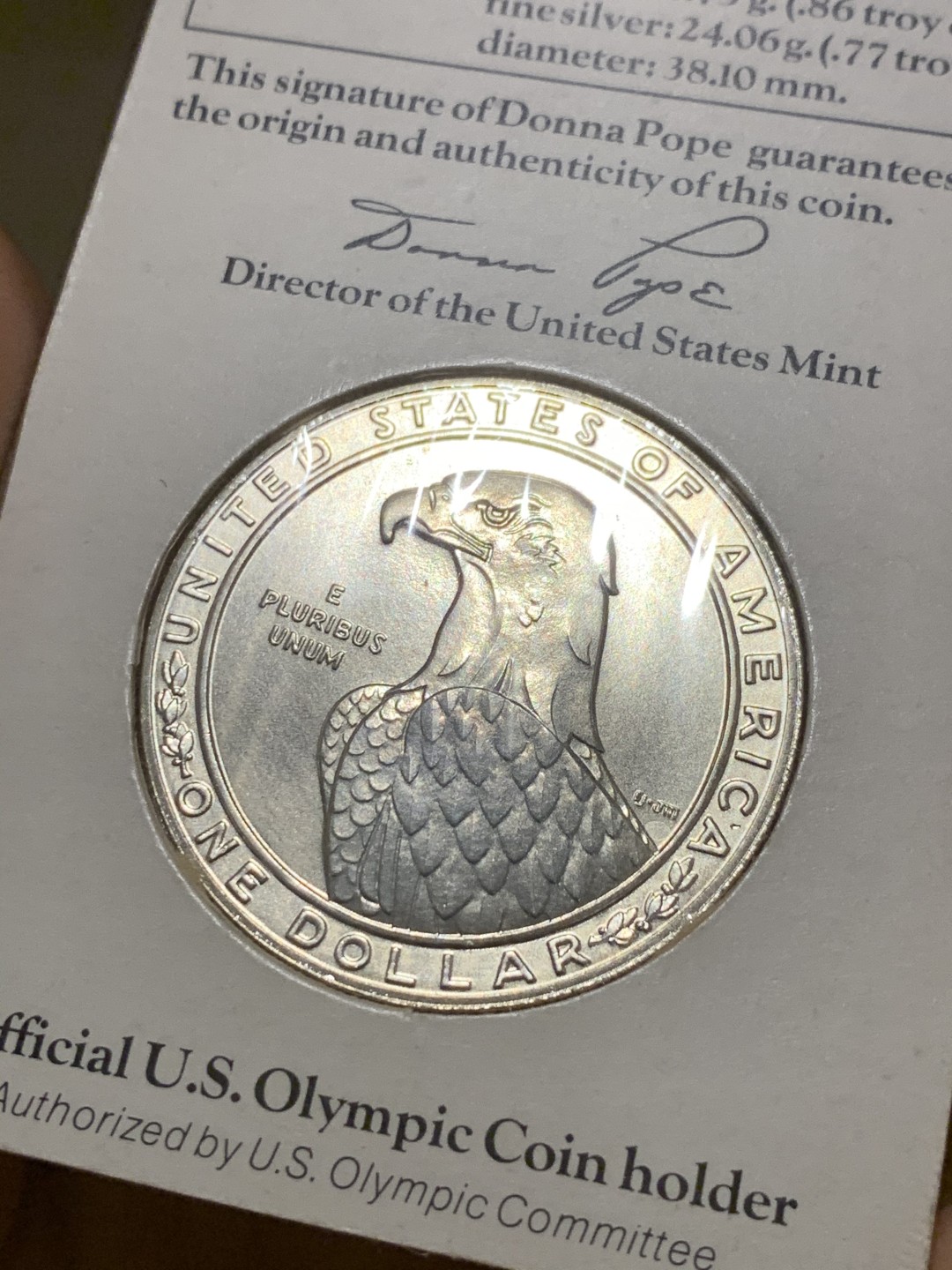 《竞宝斋》第38场-本周一 （全场顺丰包邮） 重拍！卡装 美国1983-P年老鹰一元 大银币