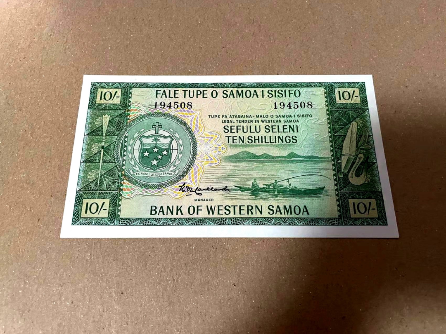 【Blue Auction】✨世界纸币精拍第166期——利奥波德二世（共105拍） 【早期版本 满版水印】萨摩亚 1963年10先令 非常精美 全新UNC