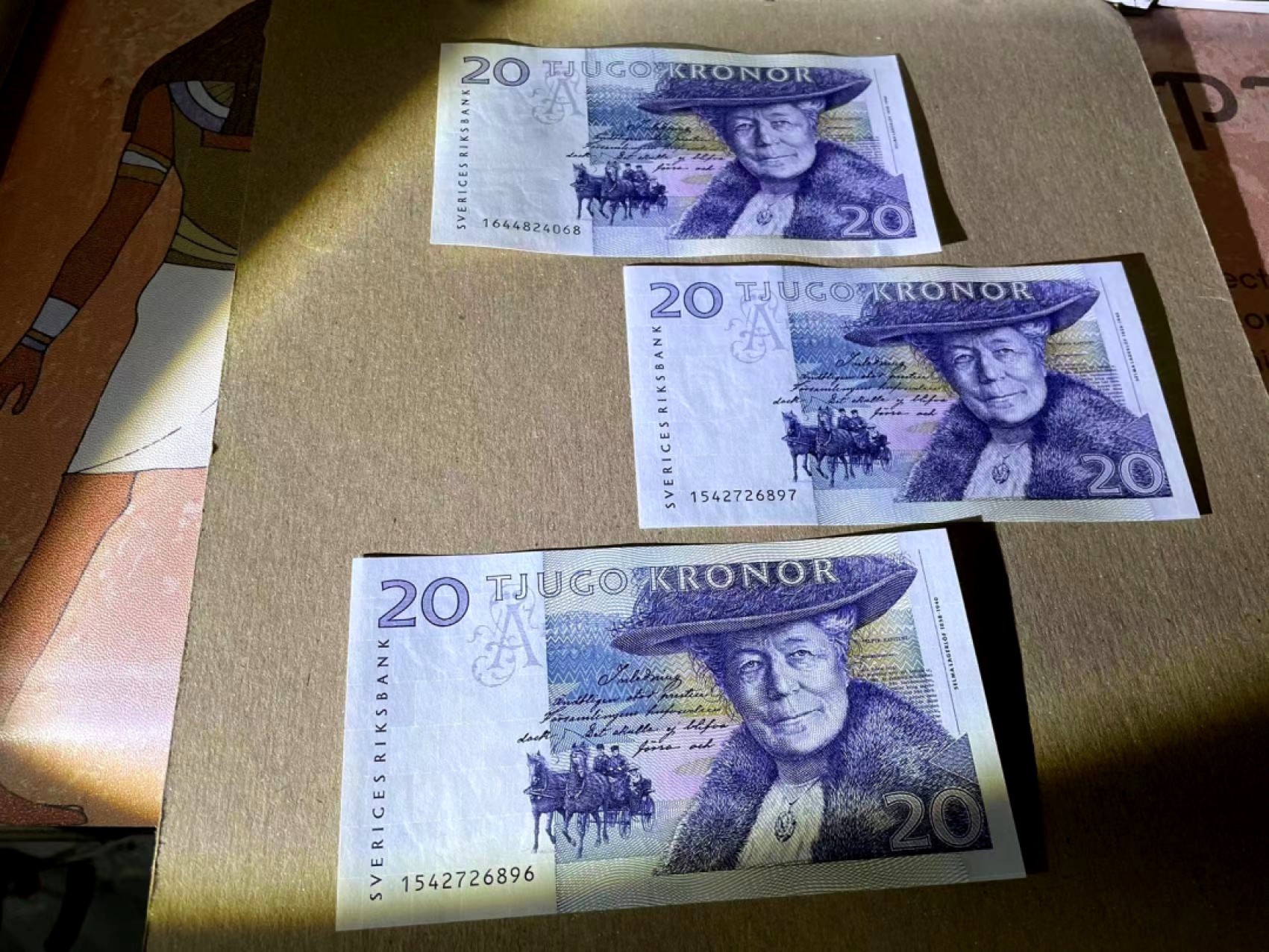 【Blue Auction】✨世界纸币精拍第166期——利奥波德二世（共105拍） 【一组3张】瑞典 初版 1991年20克朗 全新UNC