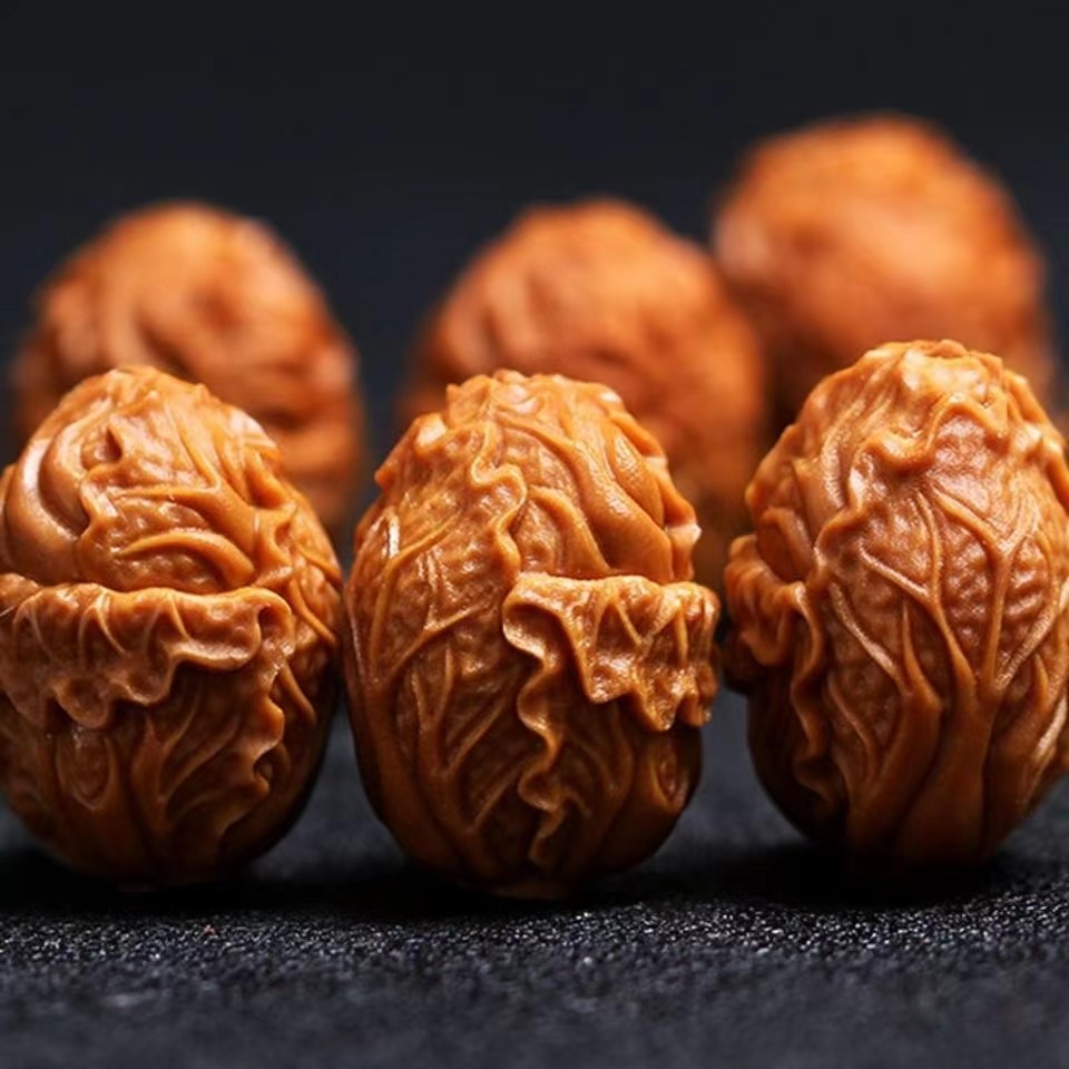 百财聚来 油核精雕橄榄核雕刻手串招财进宝橄榄胡白菜手串尺寸1.6