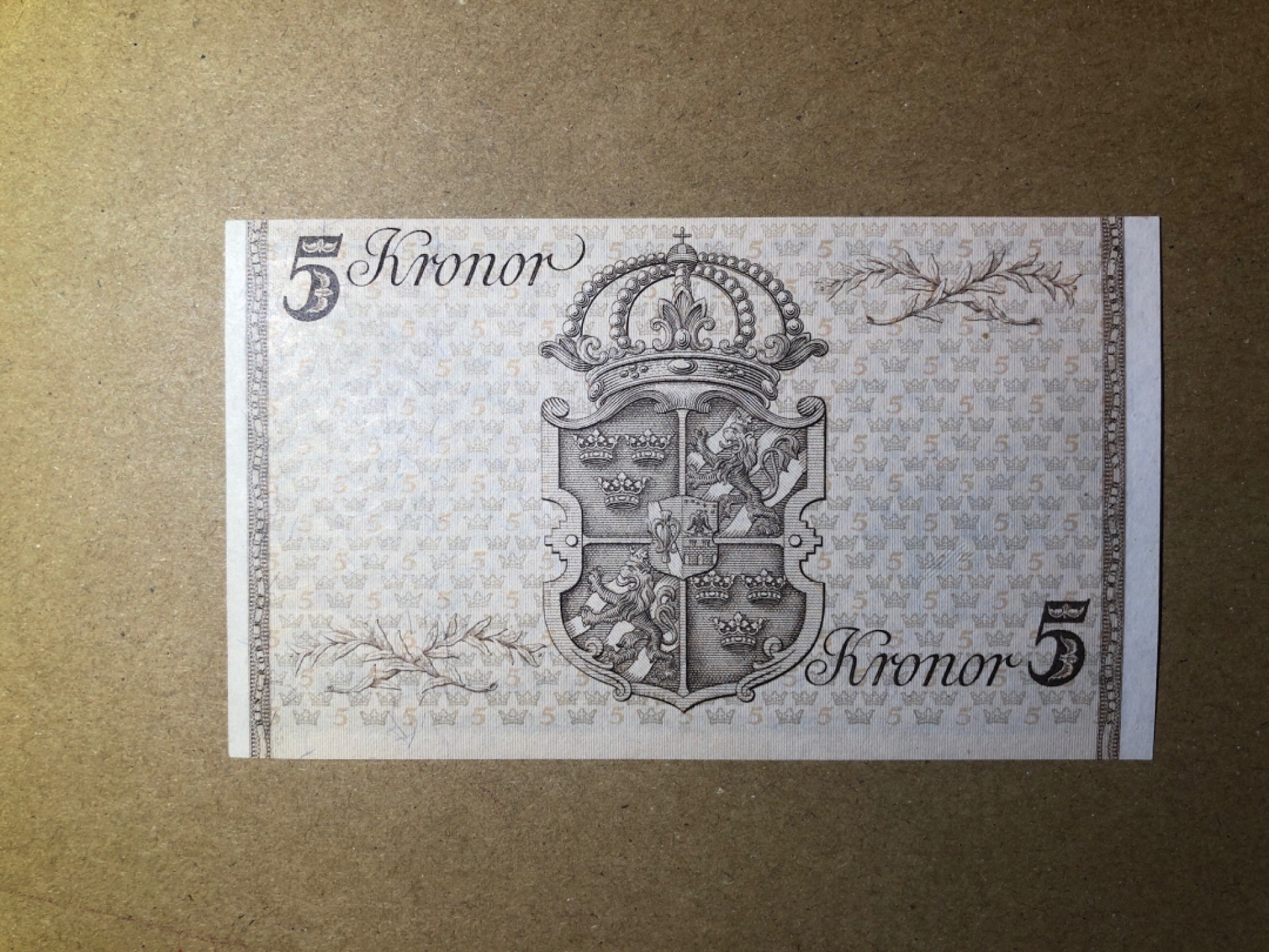 《张总收藏》52期——世界精品荟萃(拍品增加中) 瑞典5克朗 UNC 1948年古斯塔夫五世国王诞辰90周年纪念钞