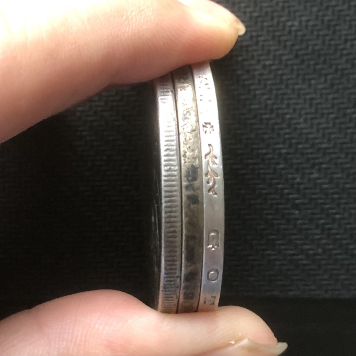 【保诚微拍】【自动拍卖、全场包邮】第19期 $ 硬币专场 $ 英国 维多利亚女王 1898年 克朗 披纱版 马剑 大银币 （28克，92.5%银）XF