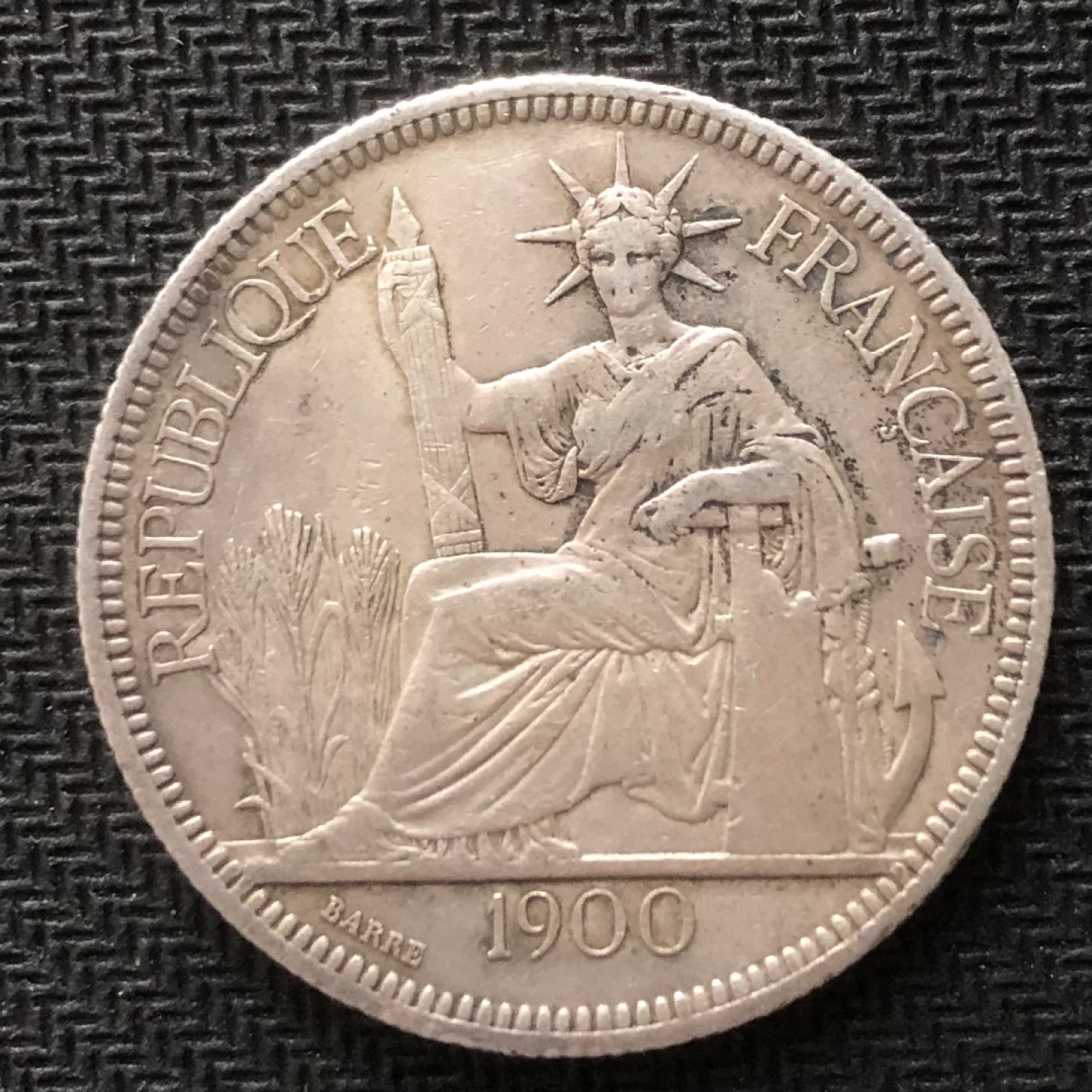 【保诚微拍】【自动拍卖、全场包邮】第19期 $ 硬币专场 $ 法属印度支那 1900年 CA 坐洋 8R 大银币 (边齿为图3/4左起第4枚)