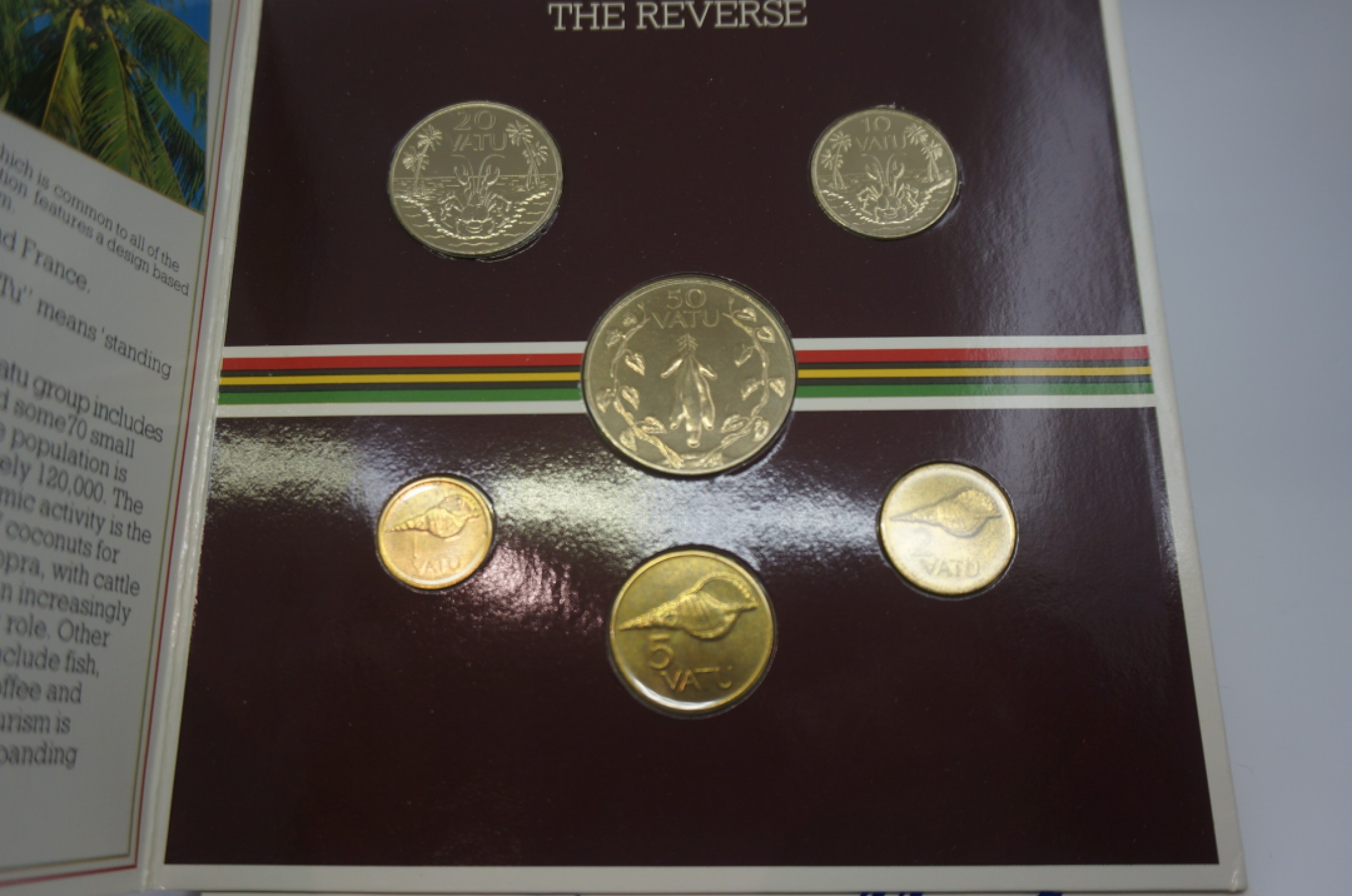 乐游外币首个限时专场—各国精装套币 1983瓦努阿图6枚精装套币