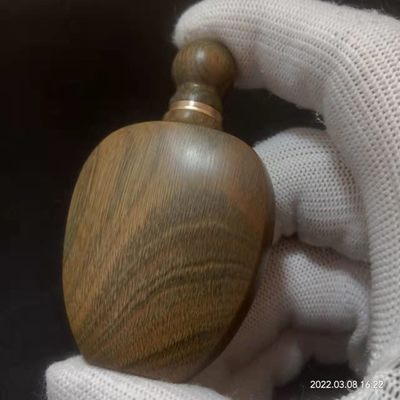 阿根廷绿檀鼻烟壶 - 阿根廷绿檀鼻烟壶