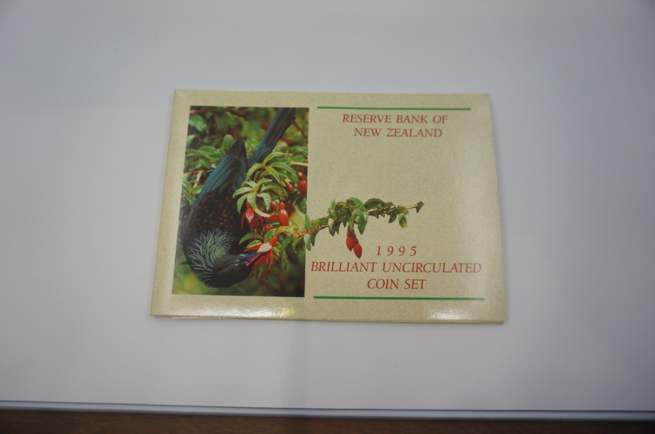 乐游外币首个限时专场—各国精装套币 1995新西兰7枚精装套币