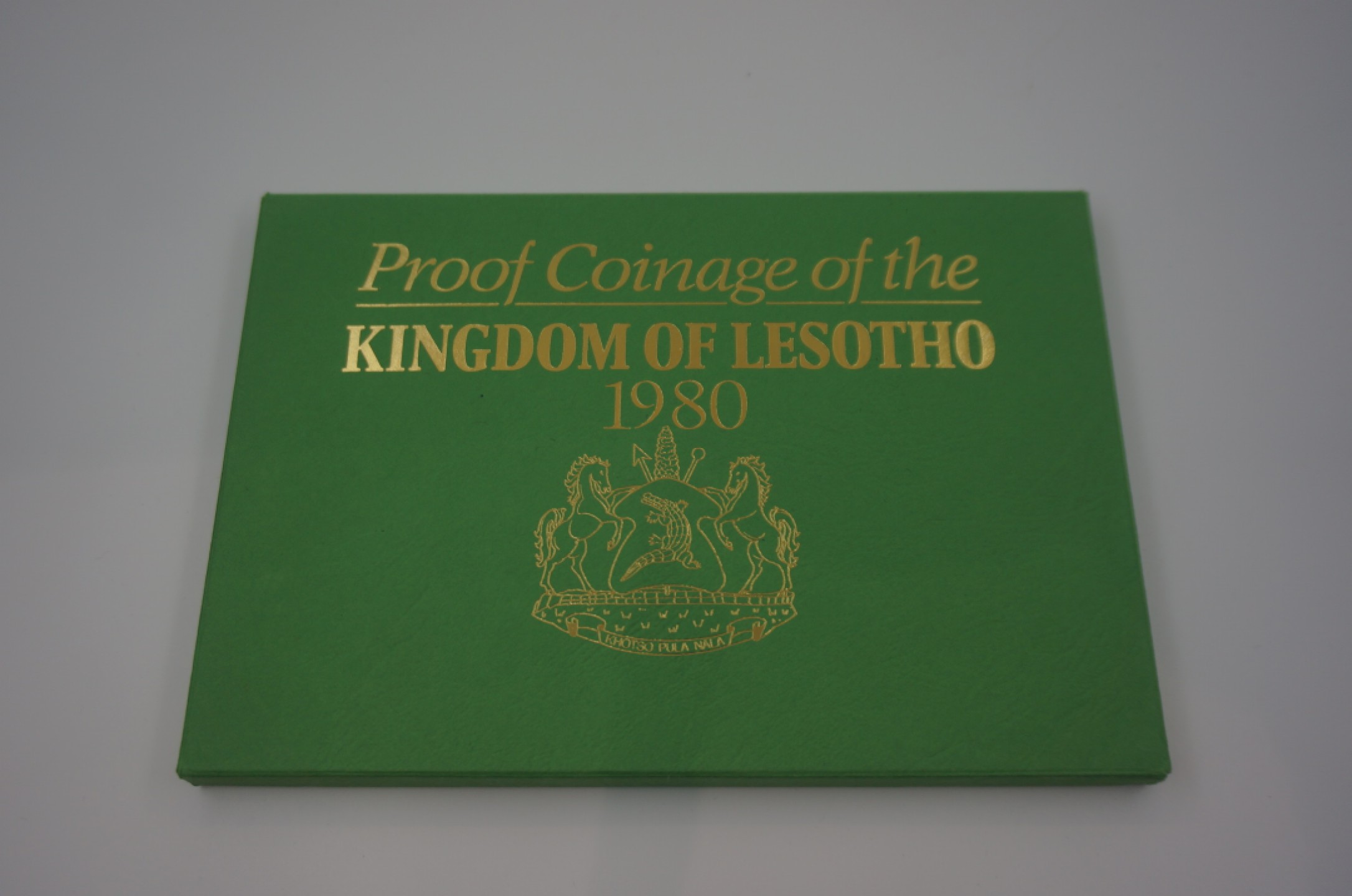 乐游外币首个限时专场—各国精装套币 1980莱索托8枚精制套币带银币