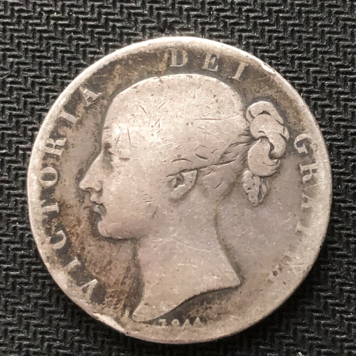 【保诚微拍】【自动拍卖、全场包邮】第19期 $ 硬币专场 $ 英国 维多利亚女王 1844年 克朗 大银币 （28克，92.5%银）早期克朗高银银币！！！发行量少！！！难得找到