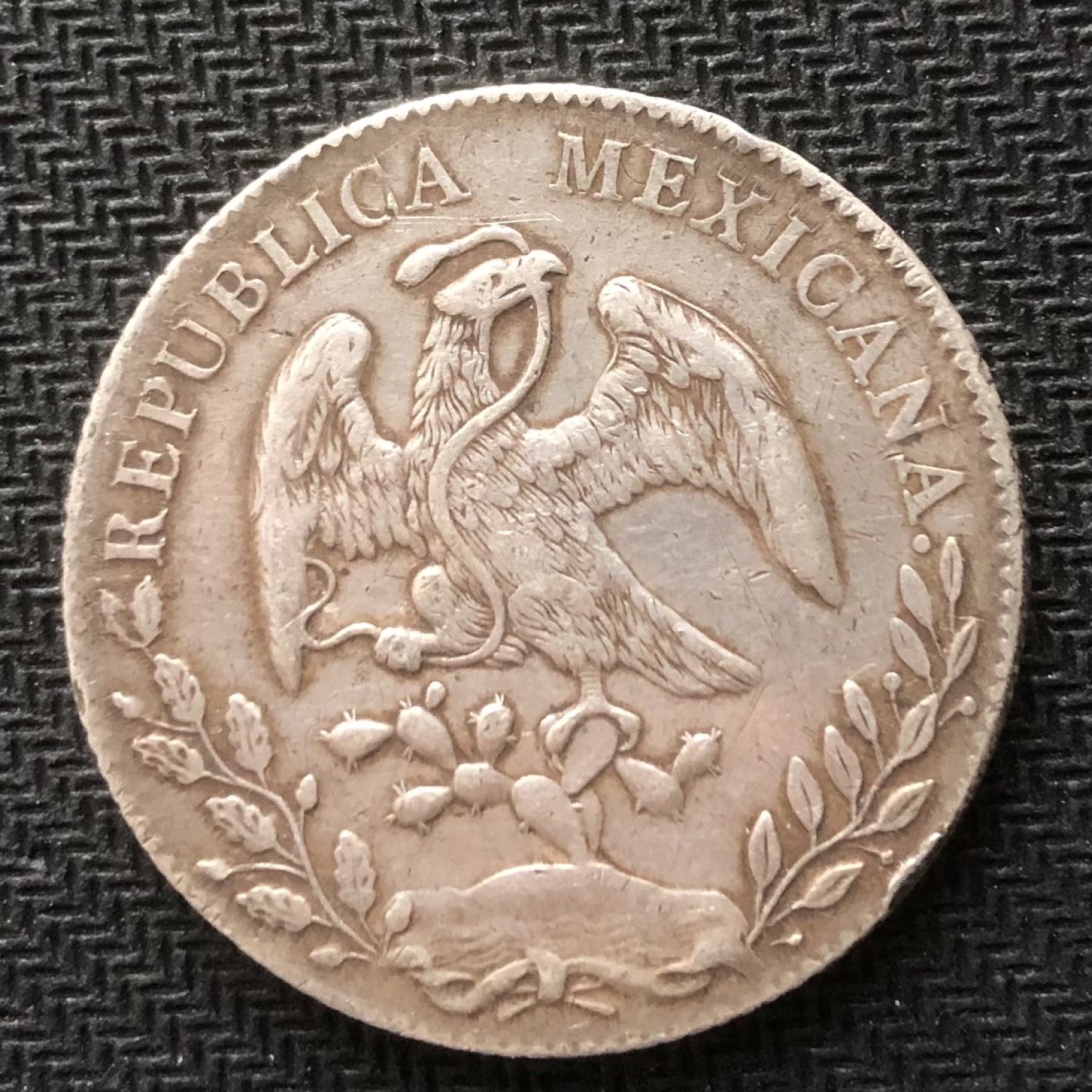 【保诚微拍】【自动拍卖、全场包邮】第19期 $ 硬币专场 $ 墨西哥 1892年 MO 鹰洋 8R 大银币 (边齿为图3/4左起第3枚)