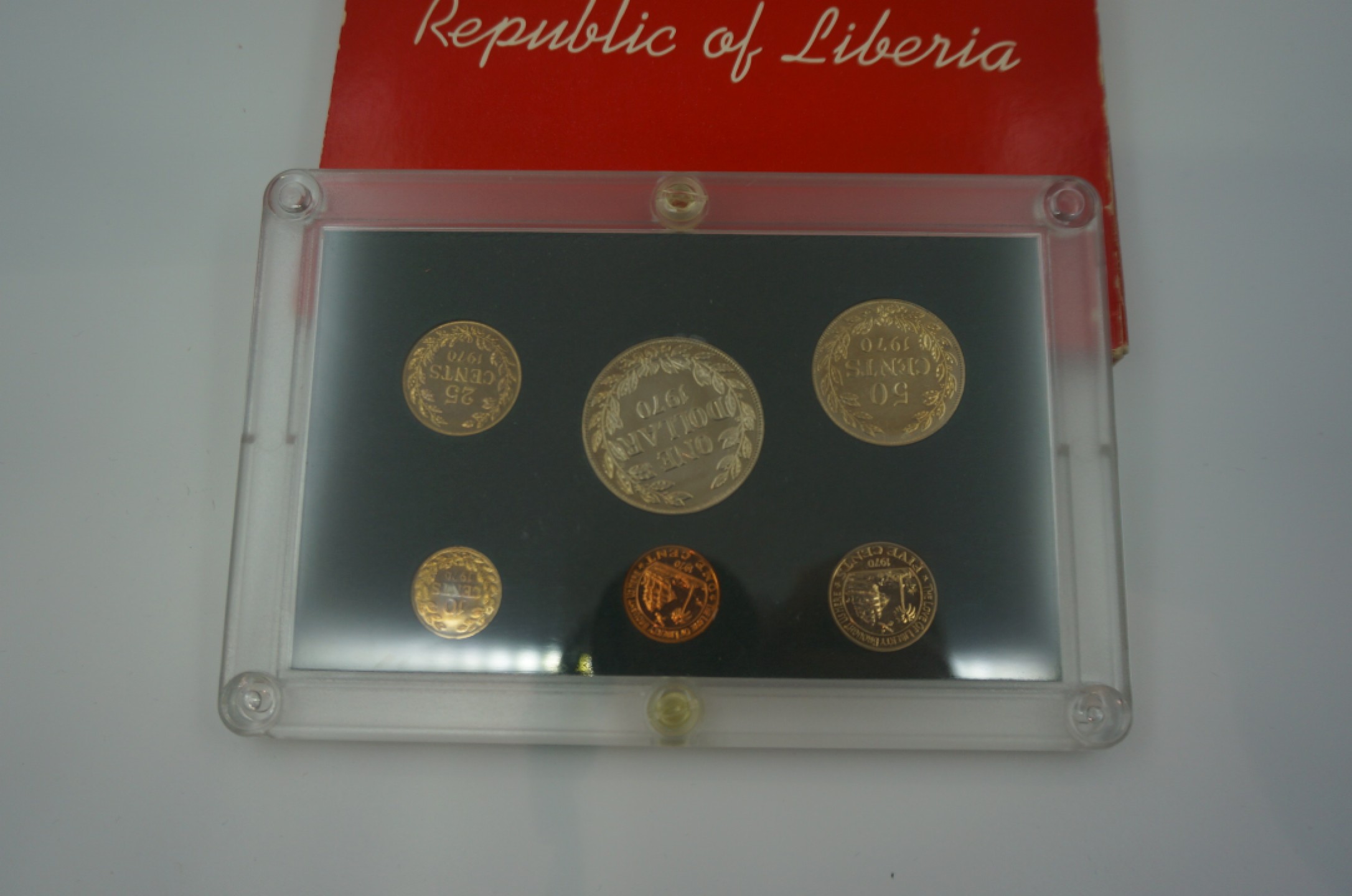 乐游外币首个限时专场—各国精装套币 1970利比里亚6枚精制套币