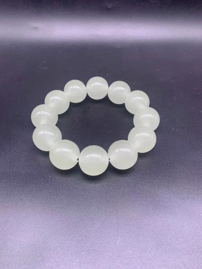 开心收藏拍卖 - 东海夜明珠2.0径规格 其本身就是沉水料，完全不用担心油性不好，且买且珍惜！天然发光发亮