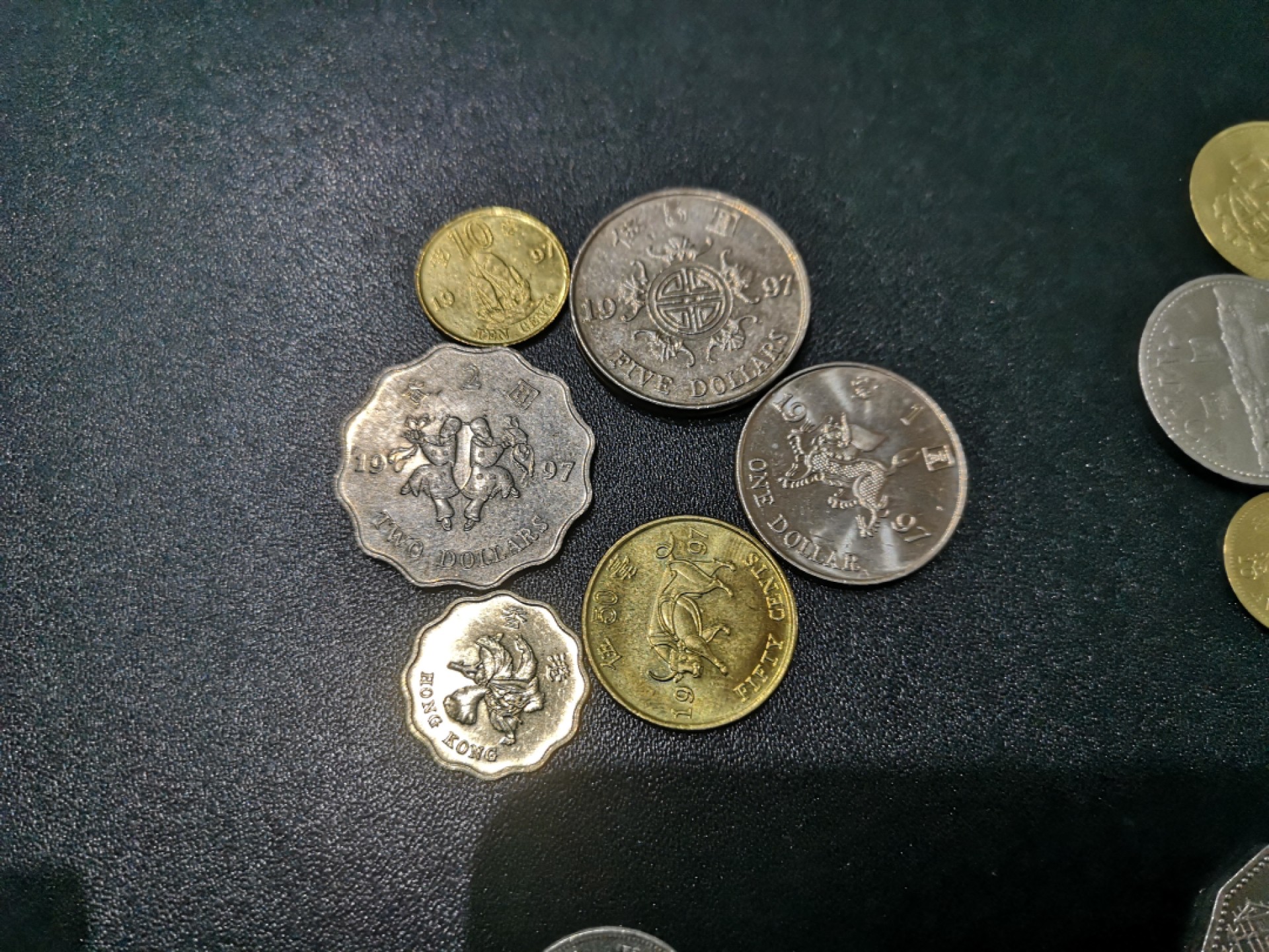 《外钞收藏家》第一百七十一期拍卖（本期97件） 香港澳门硬币四套