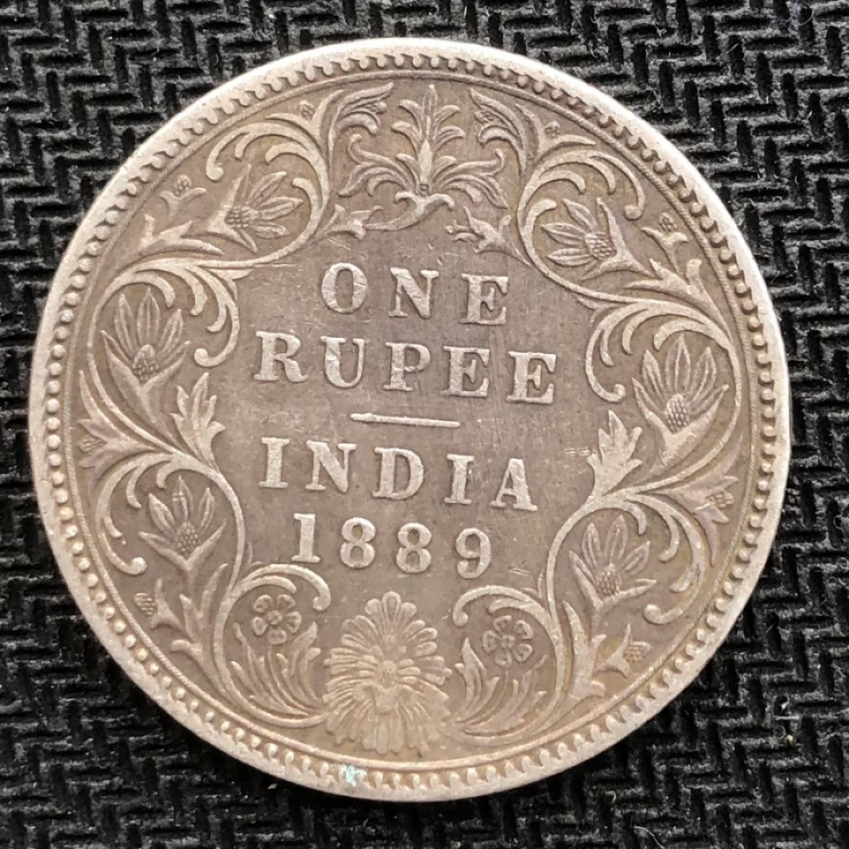 【保诚微拍】【自动拍卖、全场包邮】第19期 $ 硬币专场 $ 英属印度 1889年 维多利亚女王 1卢比 银币（11.66克，91.7%银）