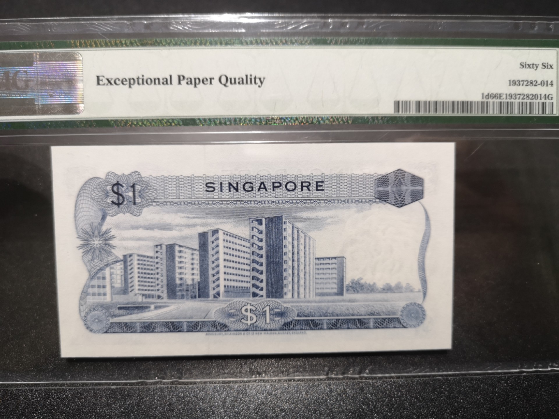 《外钞收藏家》第一百七十一期拍卖（本期97件） 1972年新加坡花版1元 无47尾8 PMG66 BWC作品