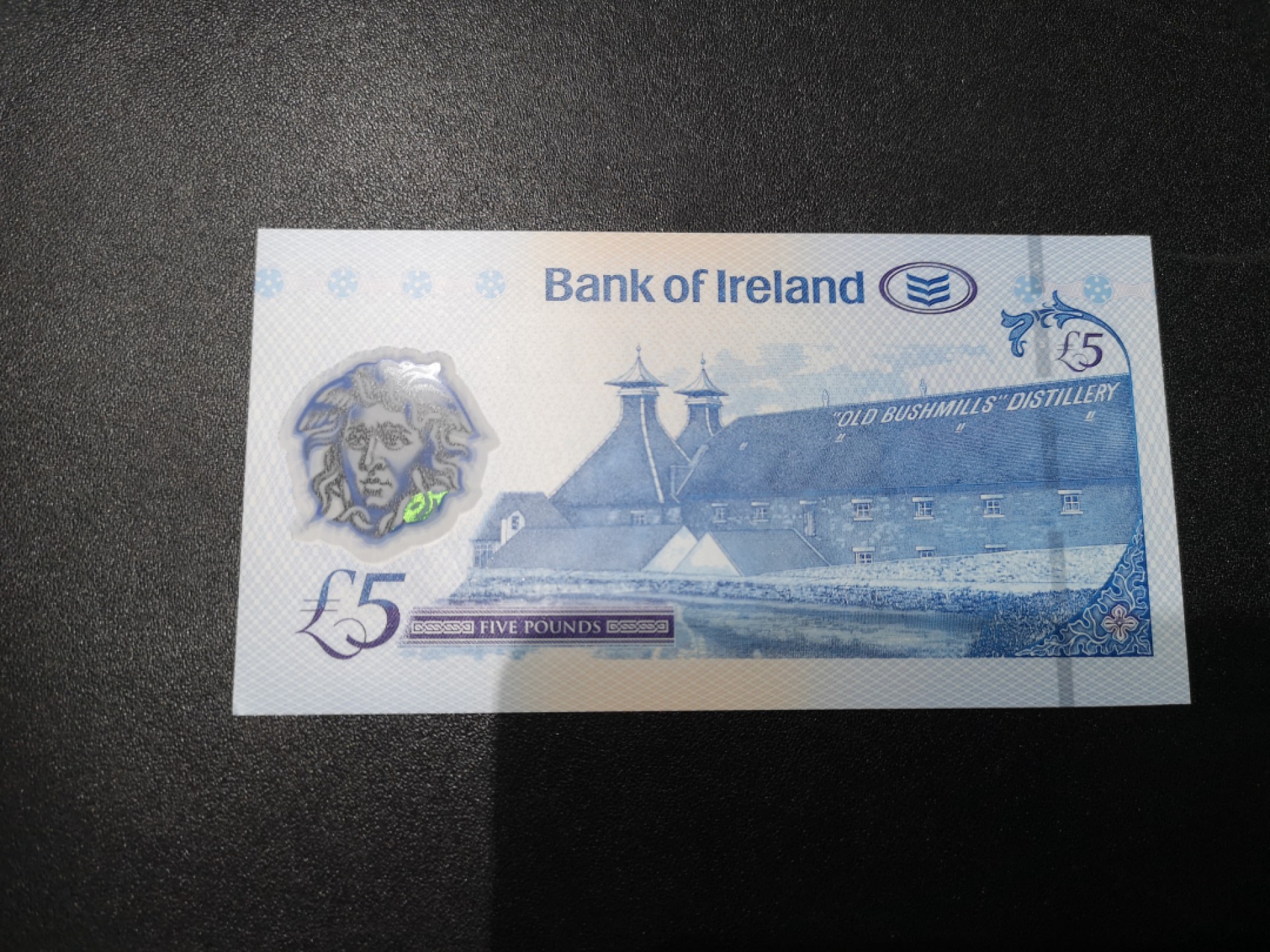 《外钞收藏家》第一百七十一期拍卖（本期97件） 2017年爱尔兰5镑 全新UNC 无47ZZ补号